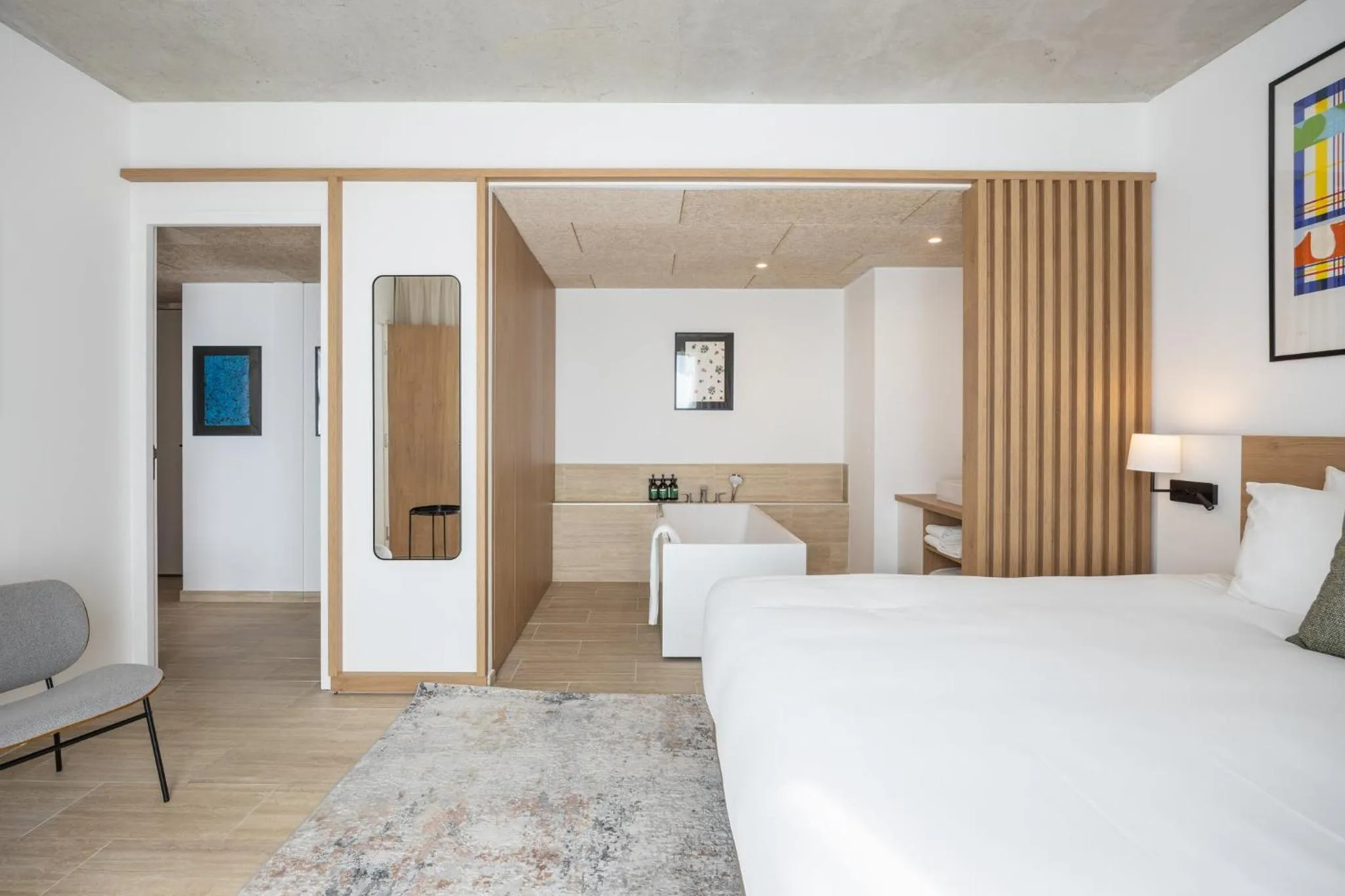 Bedroom, Bed in voco Beaune , Cité des Vins by IHG