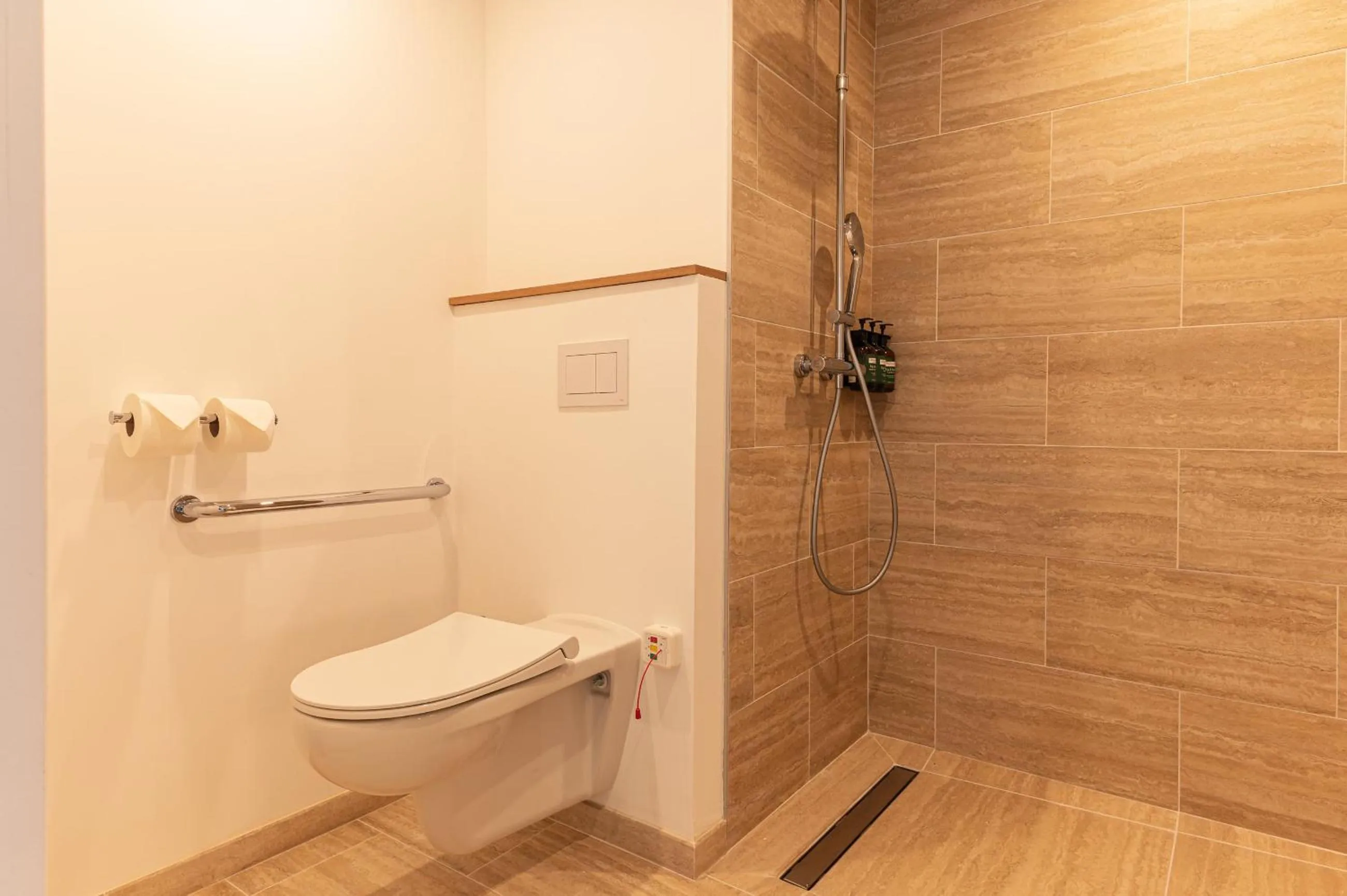 Bathroom in voco Beaune , Cité des Vins by IHG