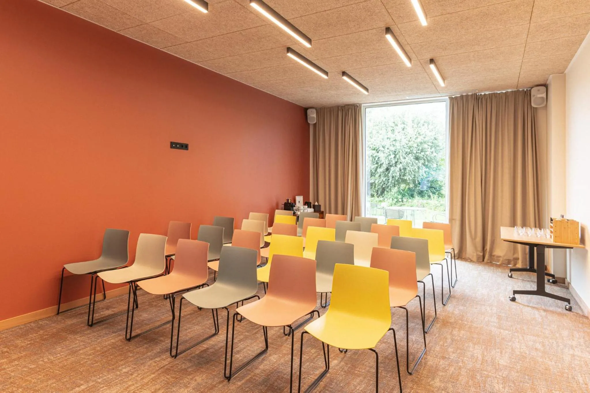 Meeting/conference room in voco Beaune , Cité des Vins by IHG