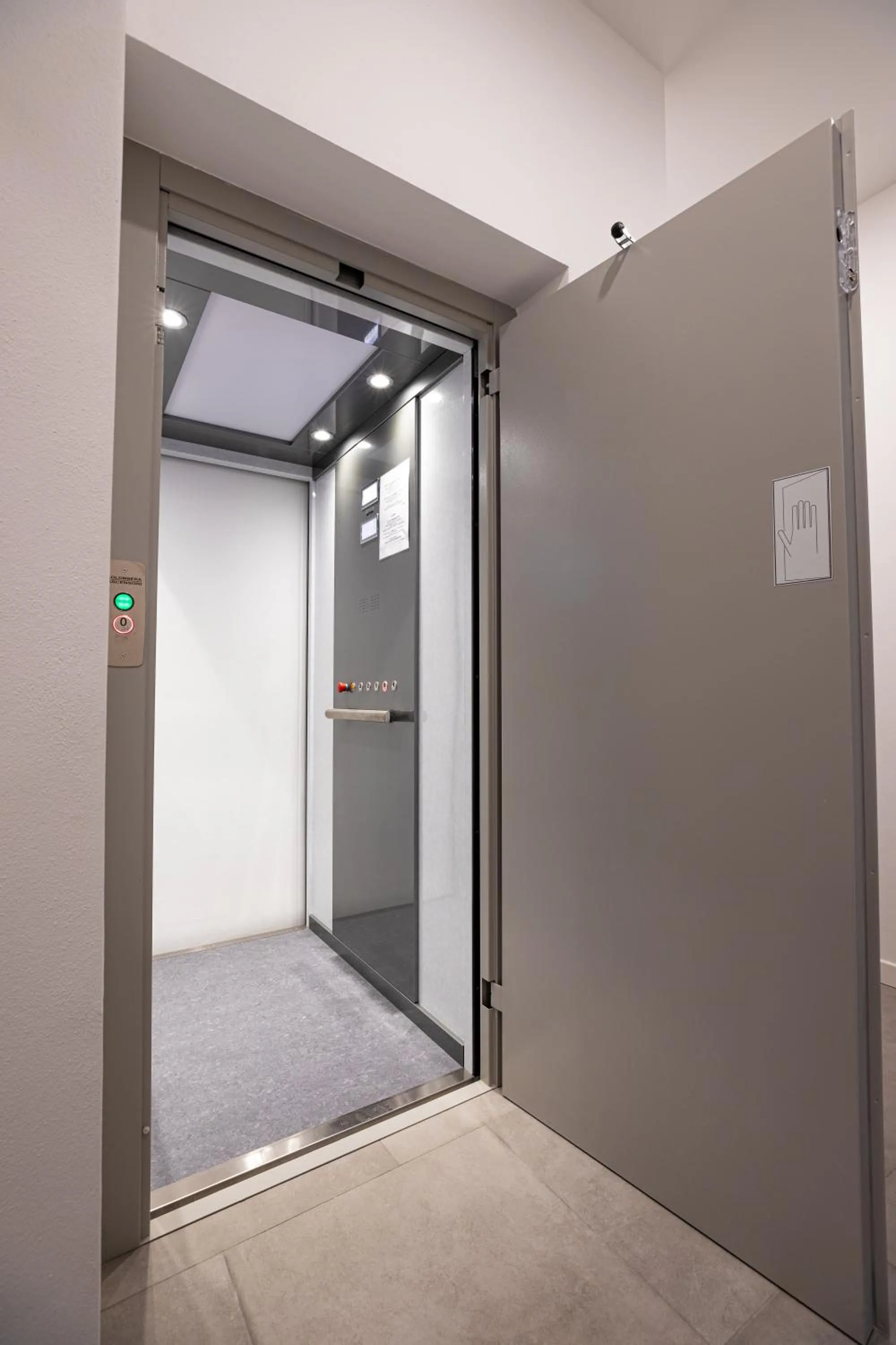 elevator in La Svolta Foresteria