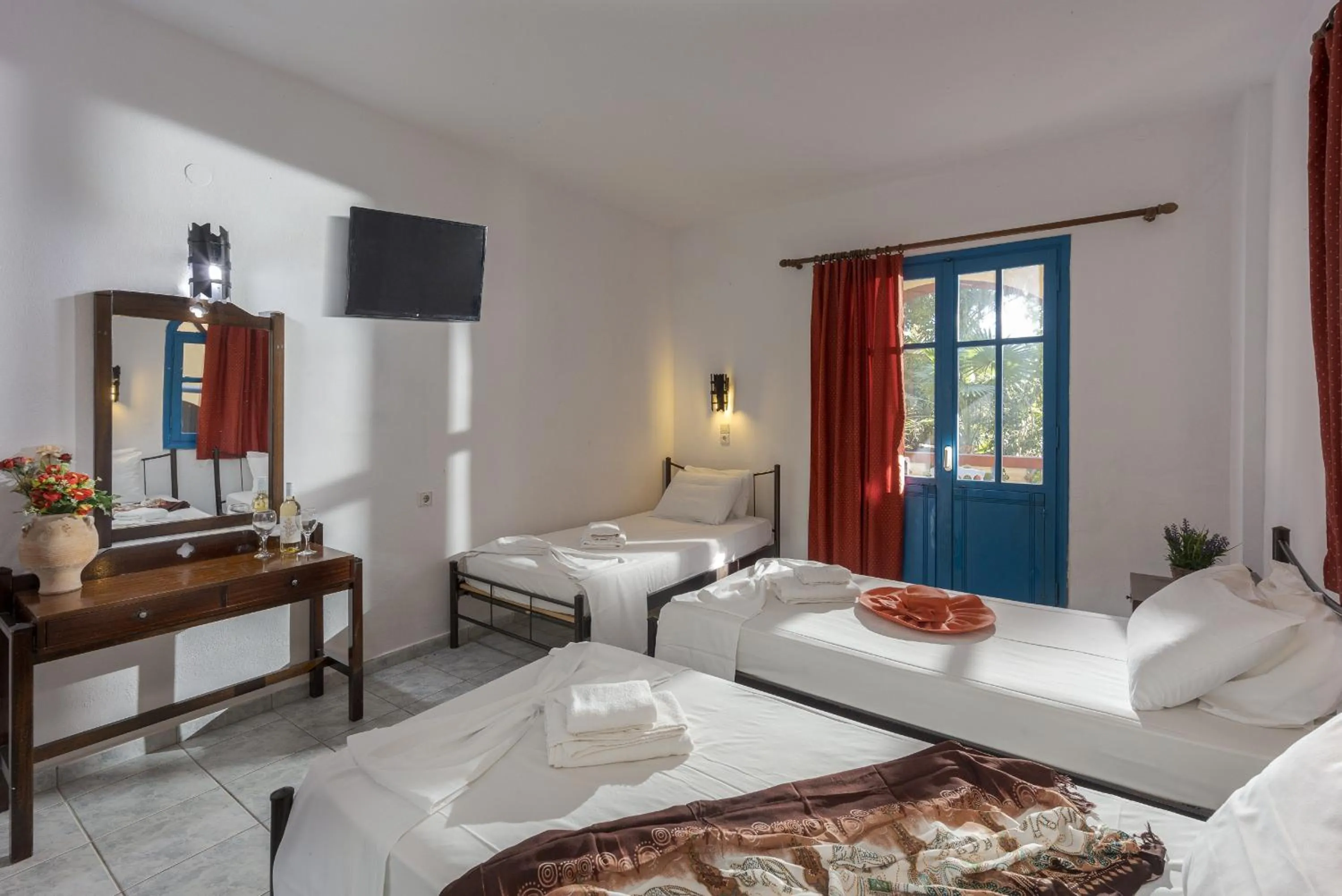 Bed in Palm Bay by Estia