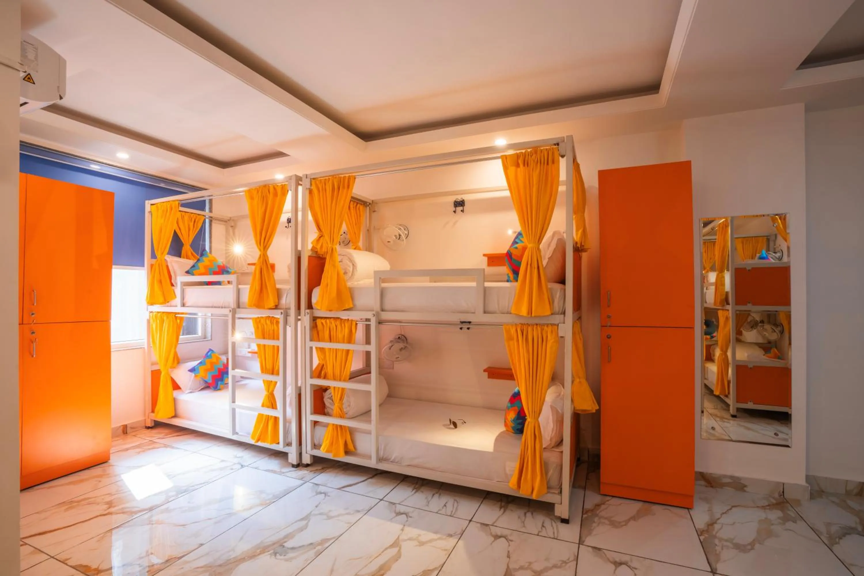 Bed in goSTOPS PLUS Gurugram, Baani Square