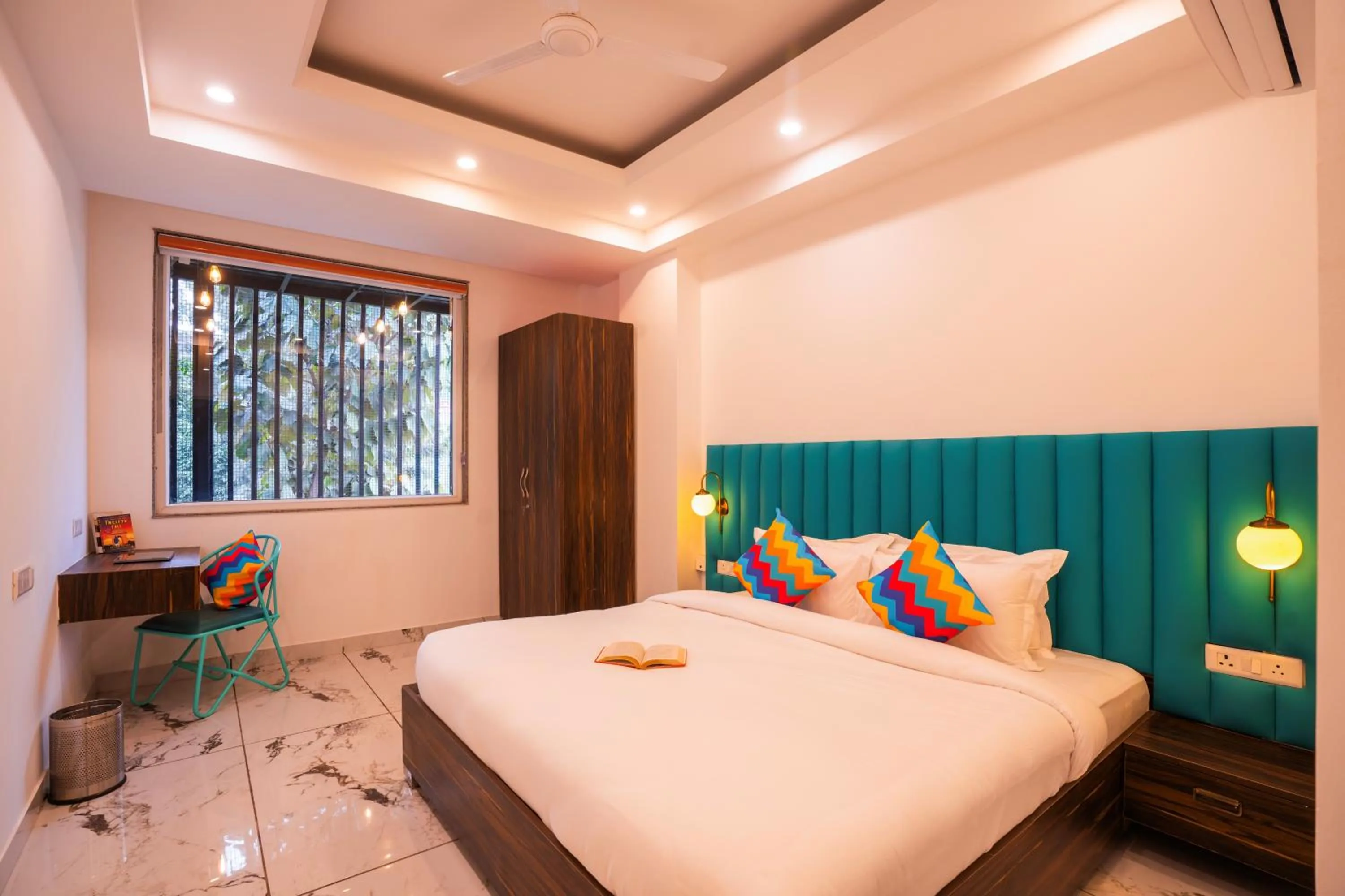 Bed in goSTOPS PLUS Gurugram, Baani Square