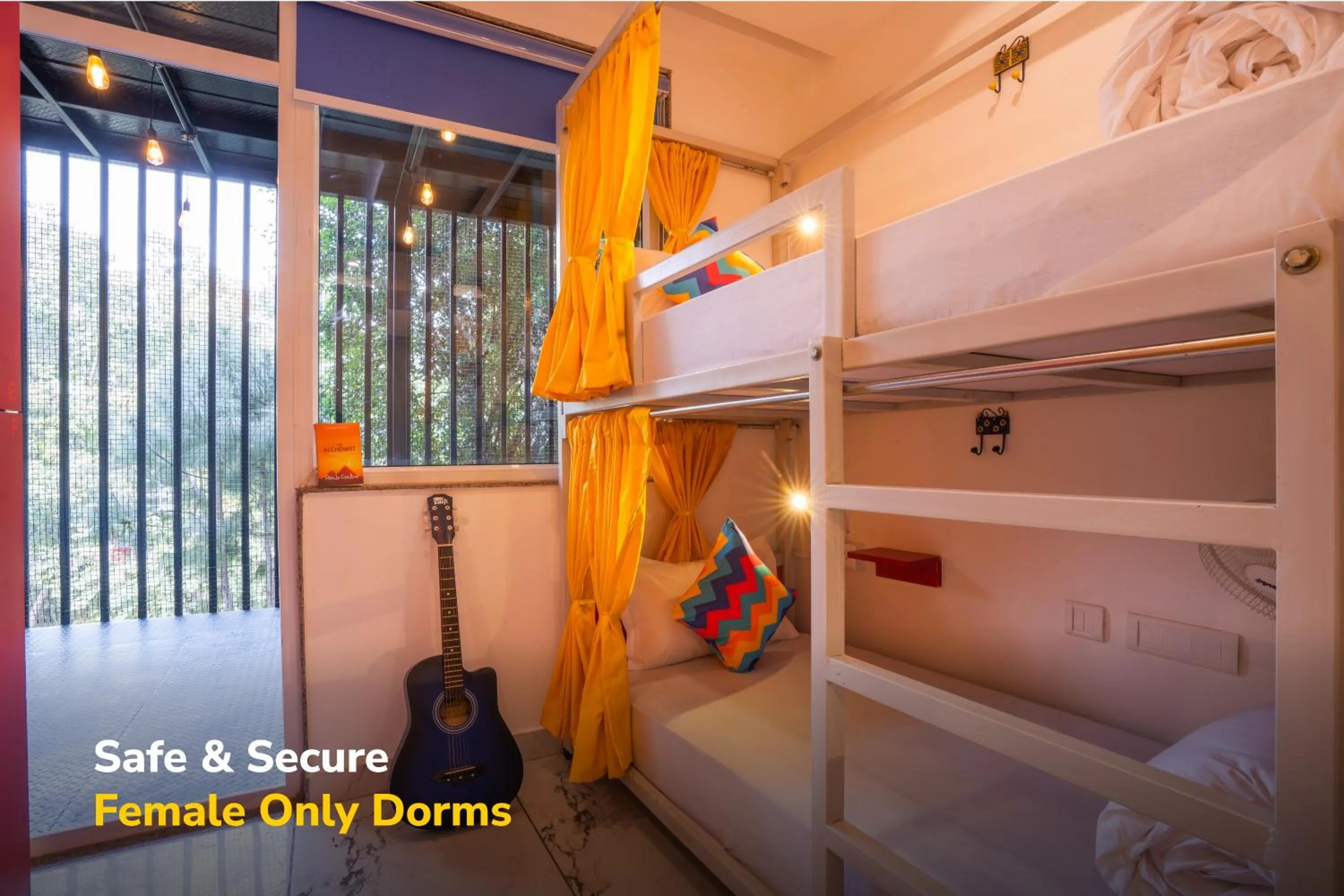 Bed in goSTOPS PLUS Gurugram, Baani Square