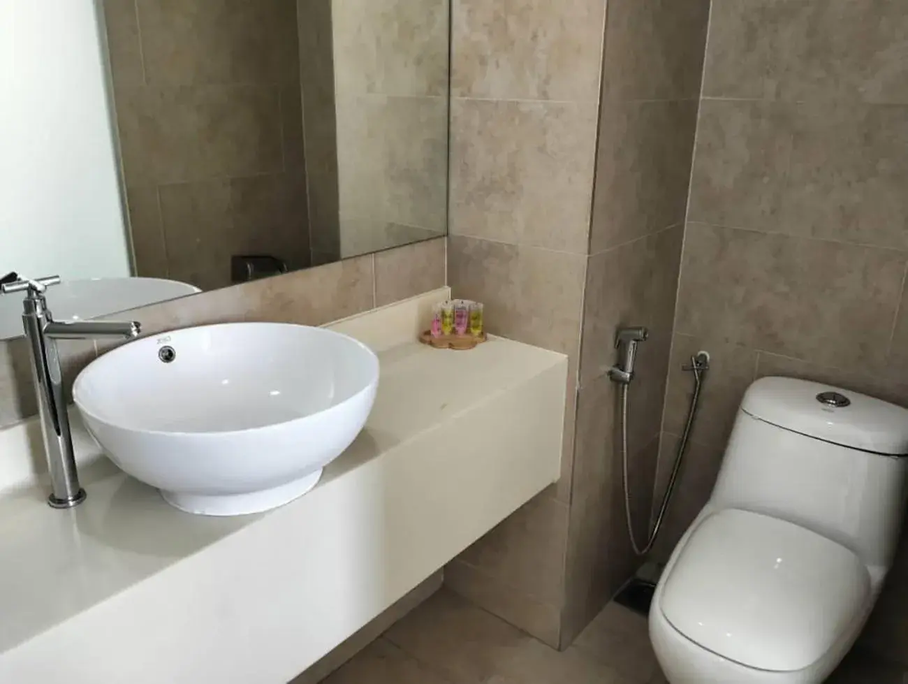 Deluxe Single Room in Sunflower World Hotel Deluxe Single Room in Sunflower World Hotel