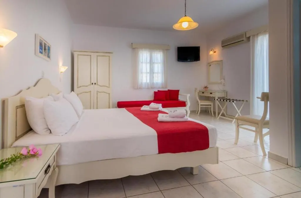 Bedroom, Bed in Aeolis Hotel