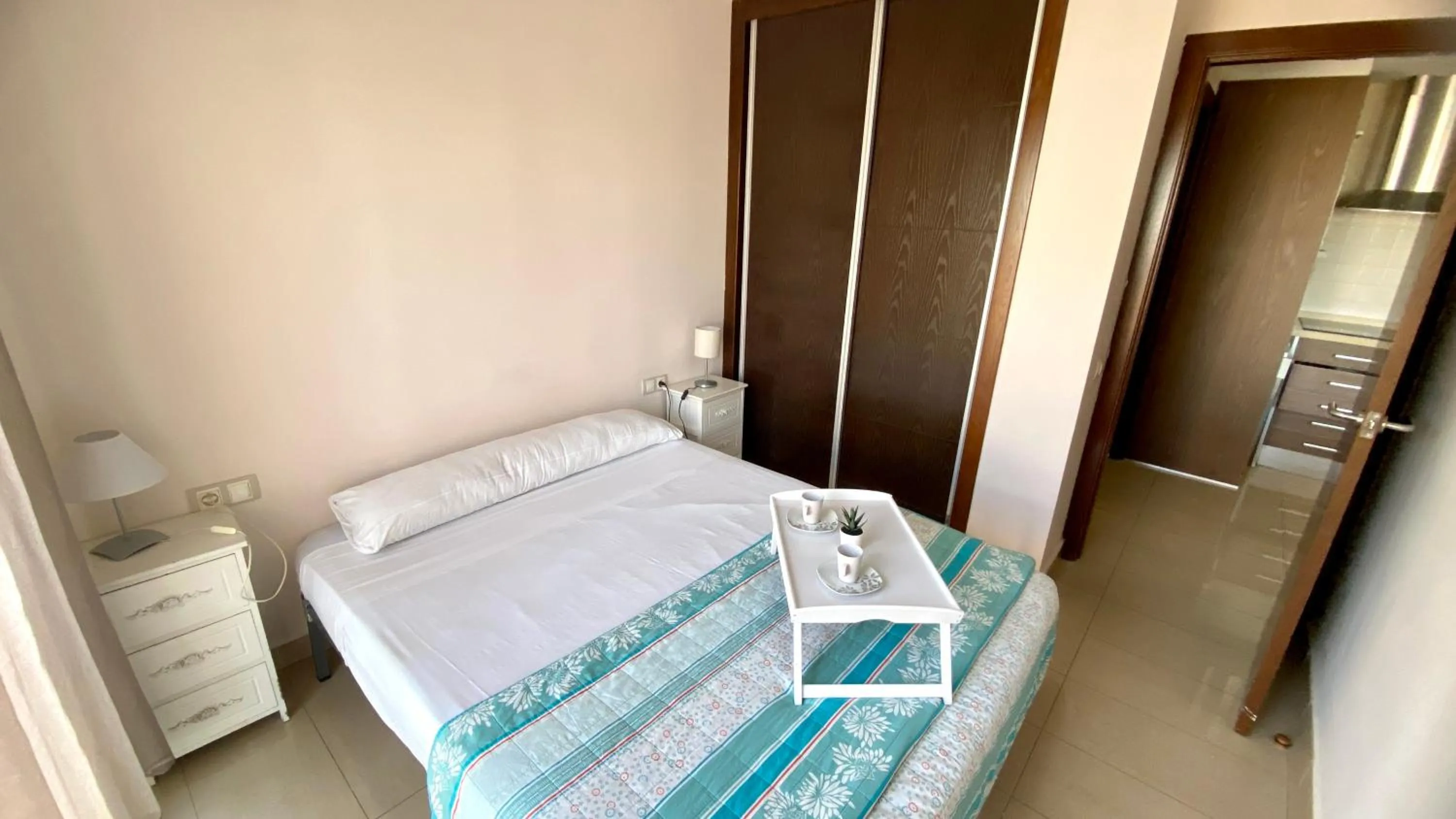 Bedroom, Bed in Apartamentos Carlton VyB