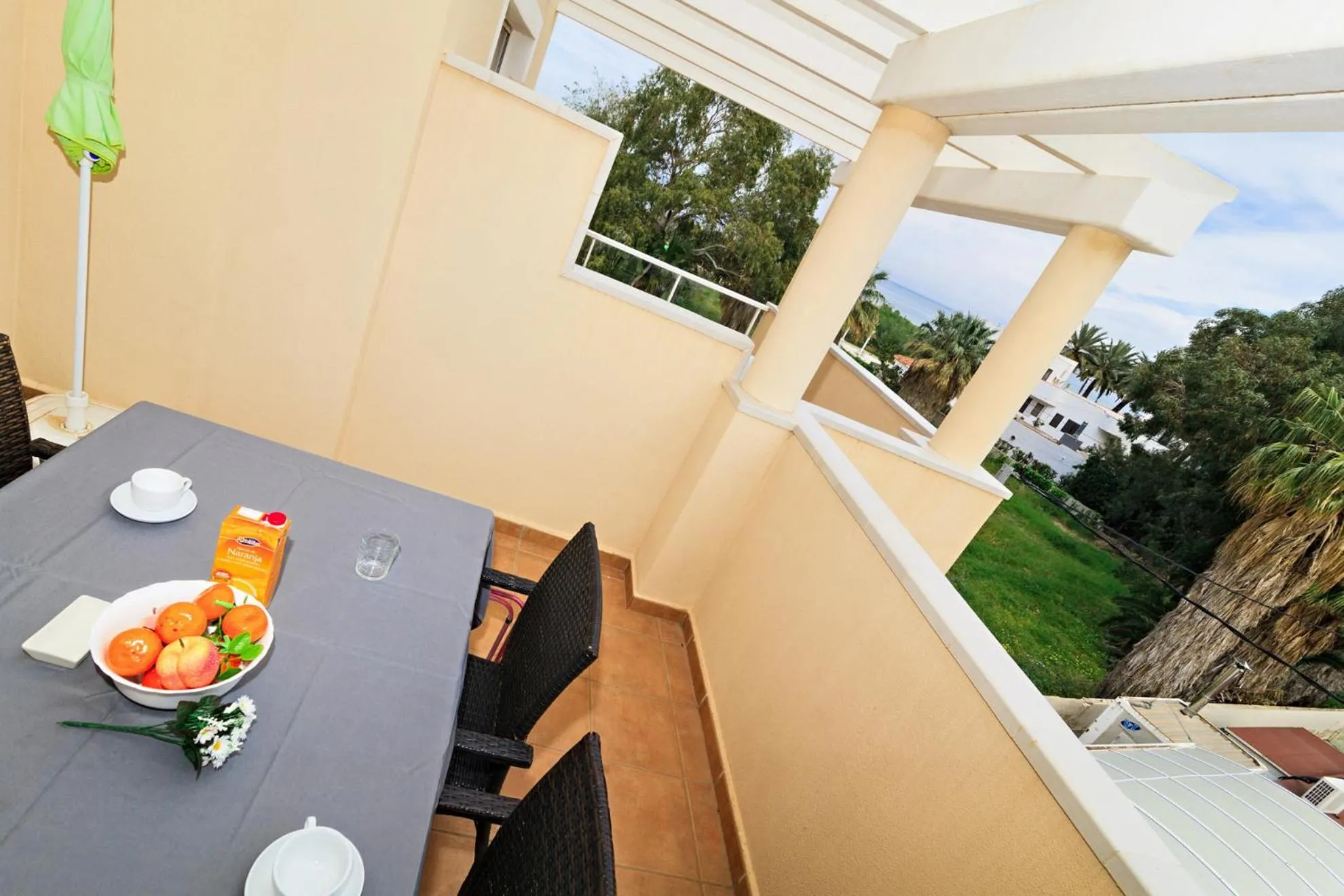 Balcony/Terrace in Apartamentos Carlton VyB