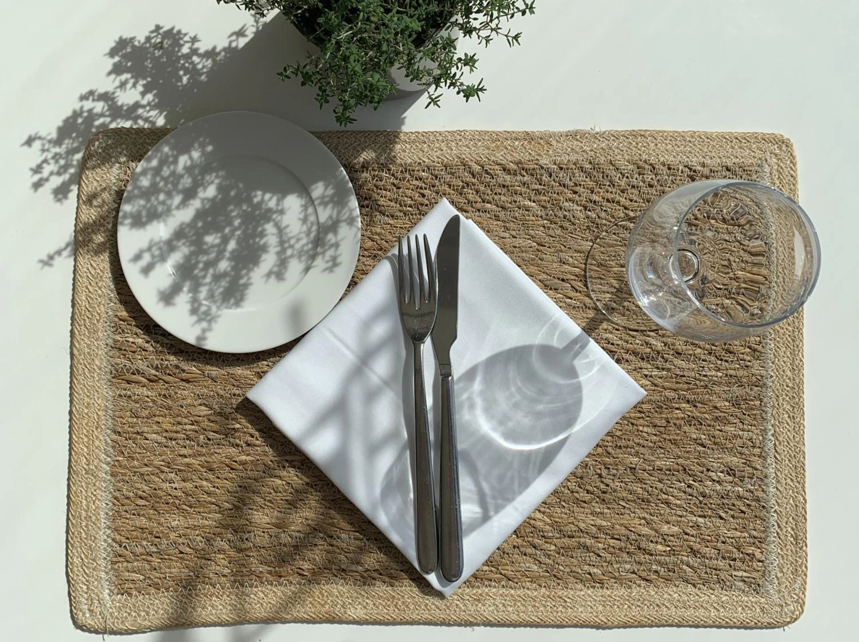 Restaurant/places to eat in El Far Hotel Restaurant