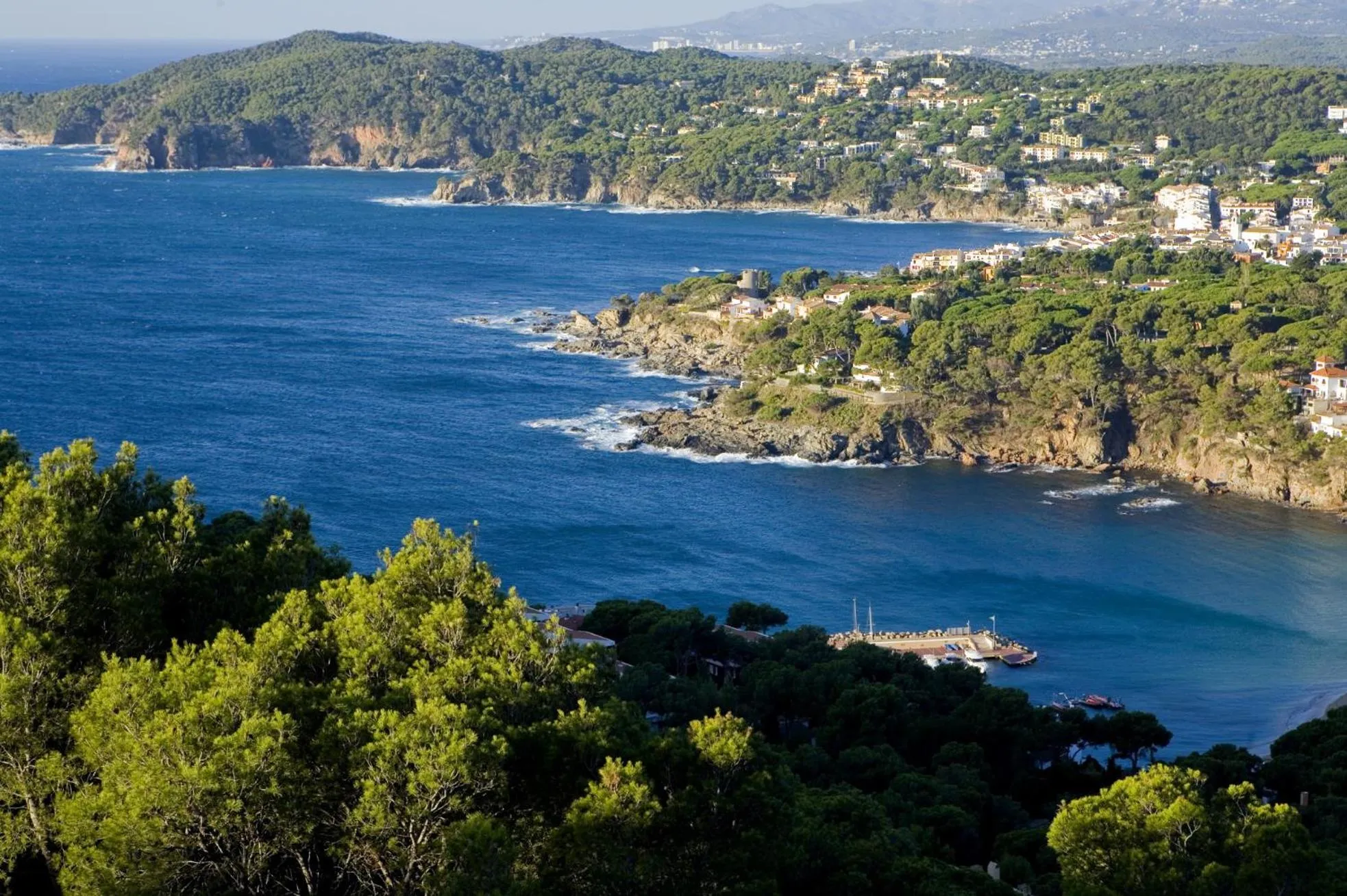 Nearby landmark in El Far Hotel Restaurant