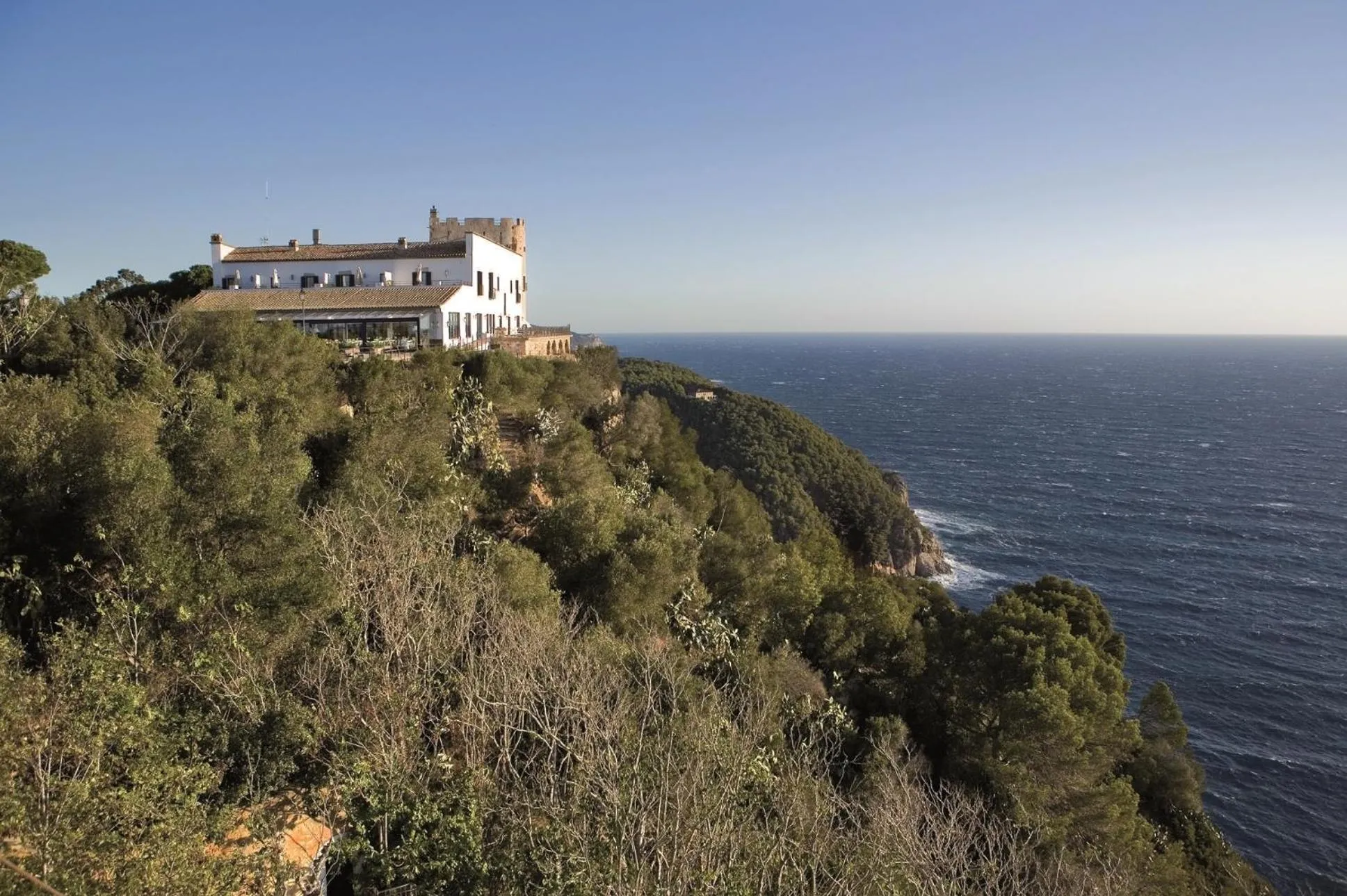 Restaurant/places to eat in El Far Hotel Restaurant