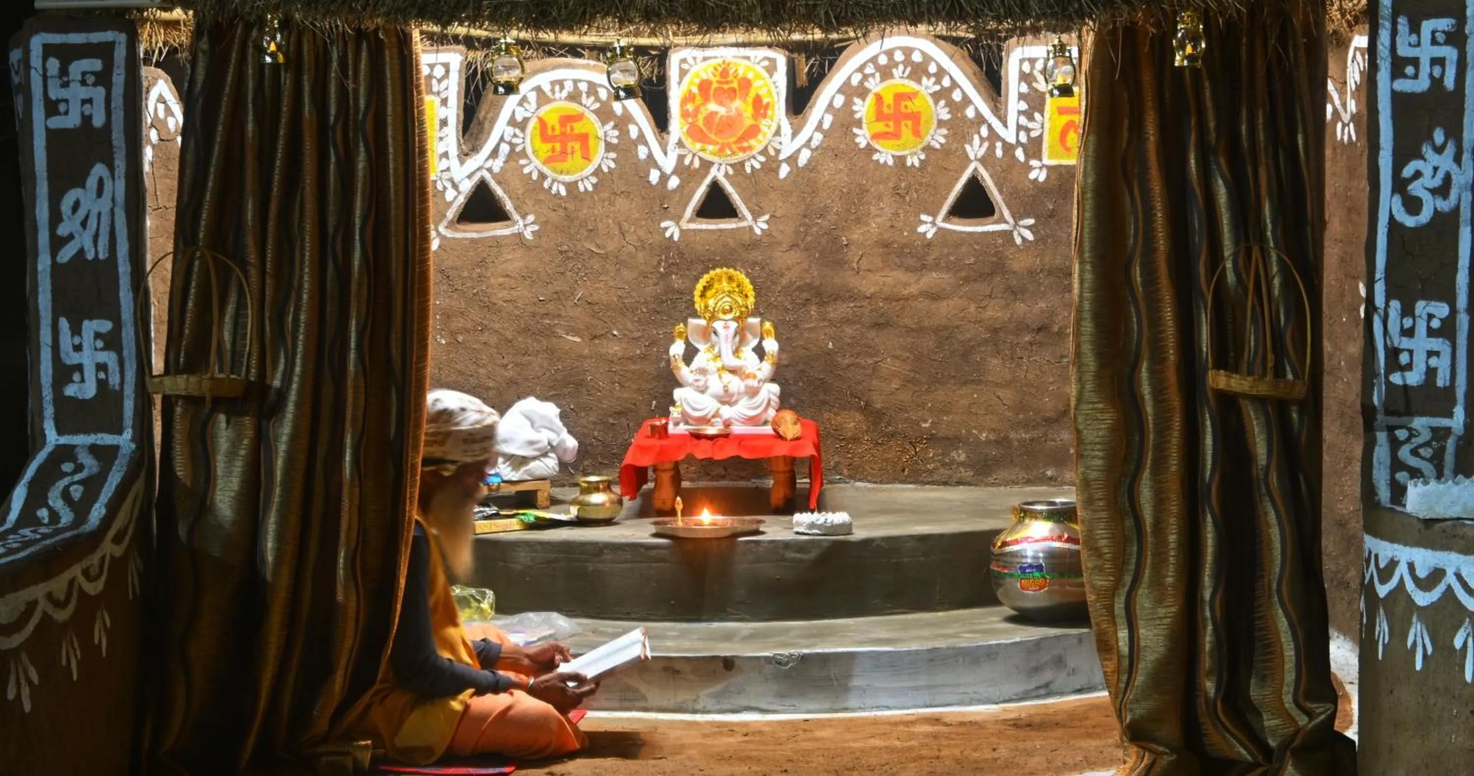 Decorative detail in Bundeli Camps and Resorts, Panna