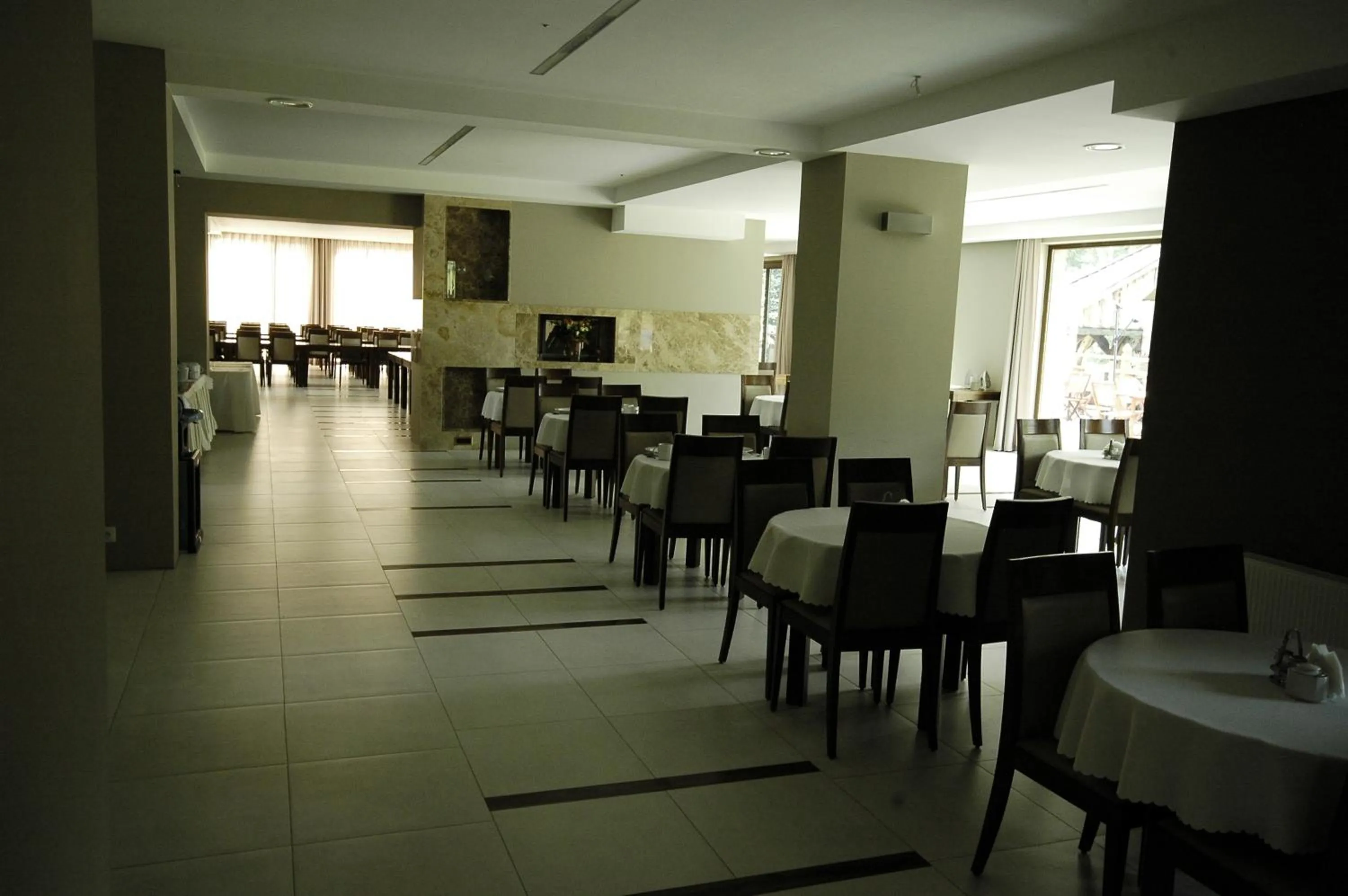 Restaurant/places to eat in Dom na Skale - Apartamenty w Bieszczadach nad Soliną