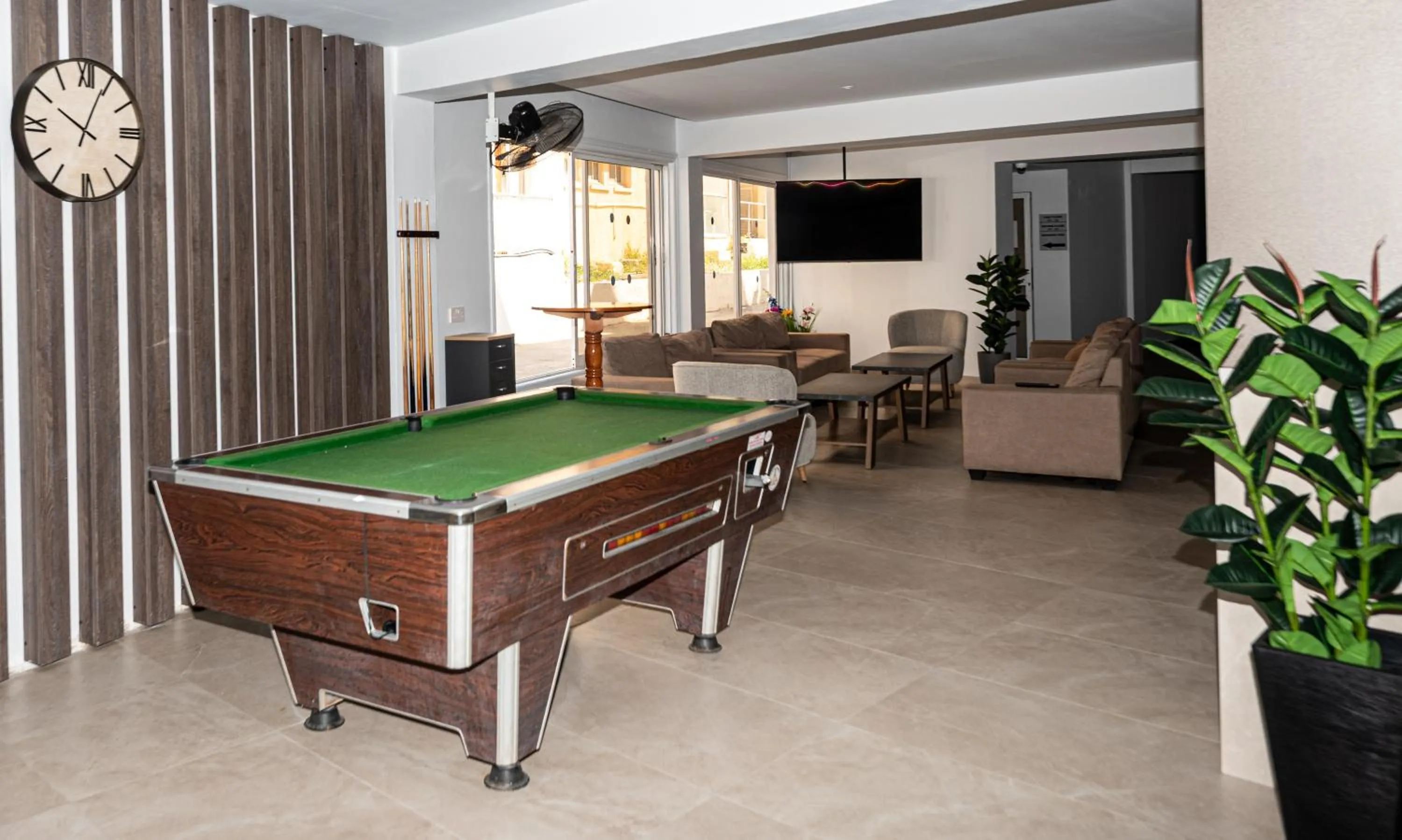 Billiard in Paul Marie Hotel Apartments
