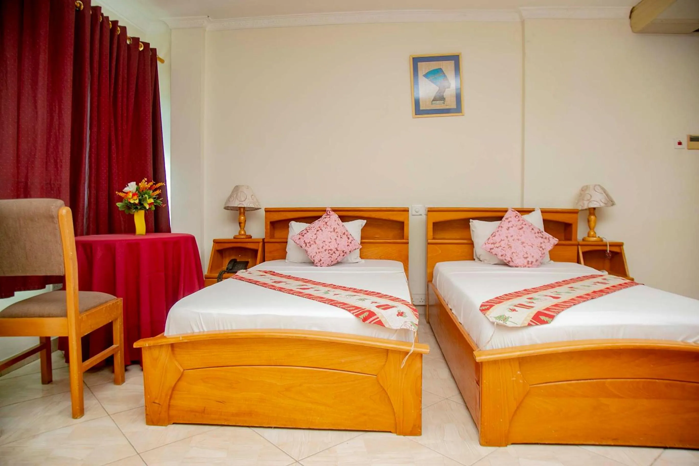 Bedroom in Brookvale Hotel