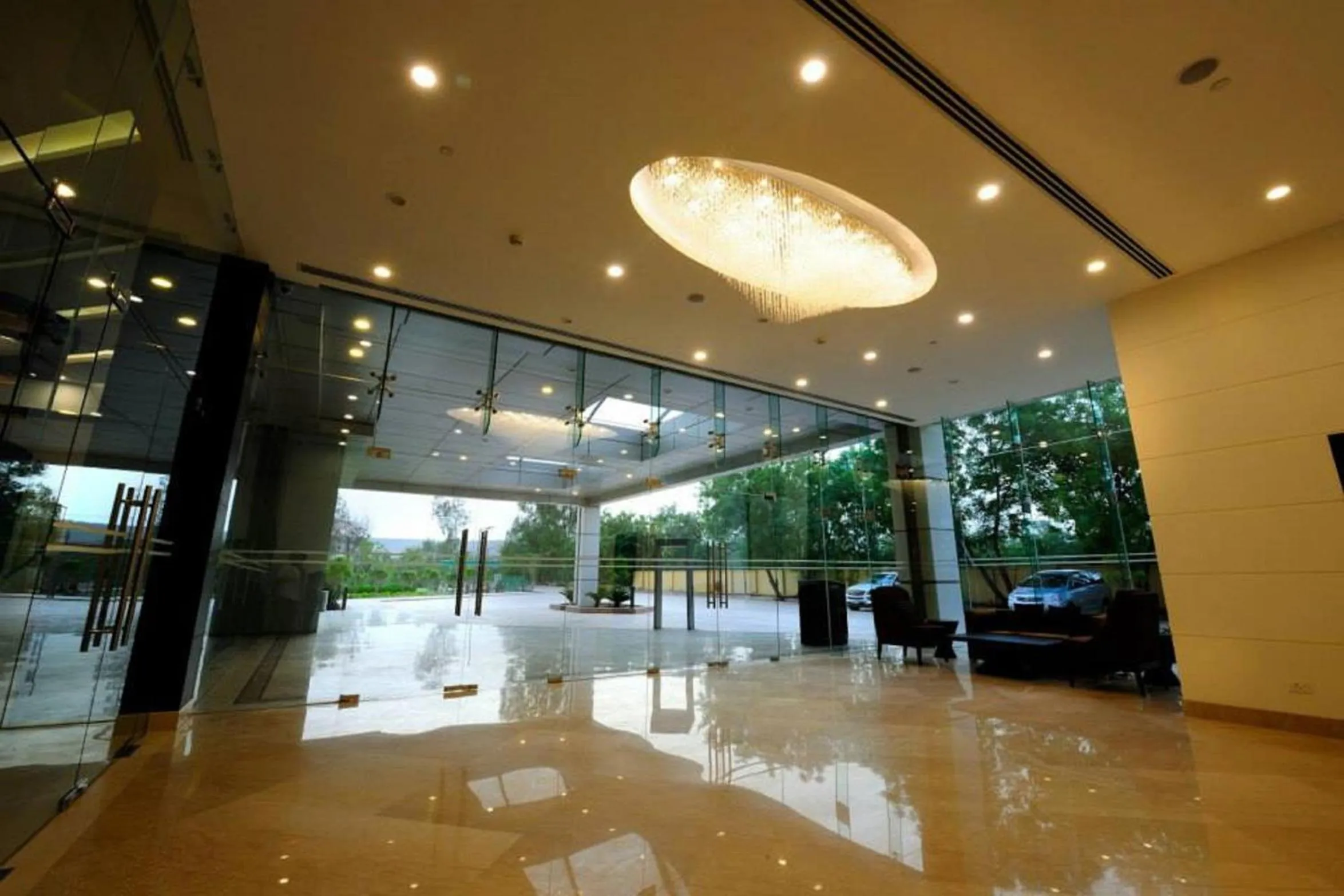 Lobby or reception in Country Inn & Suites by Radisson, Gurugram Sohna Road