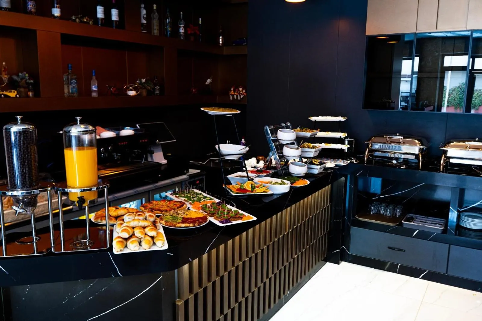 Food and drinks in Havana View hotel