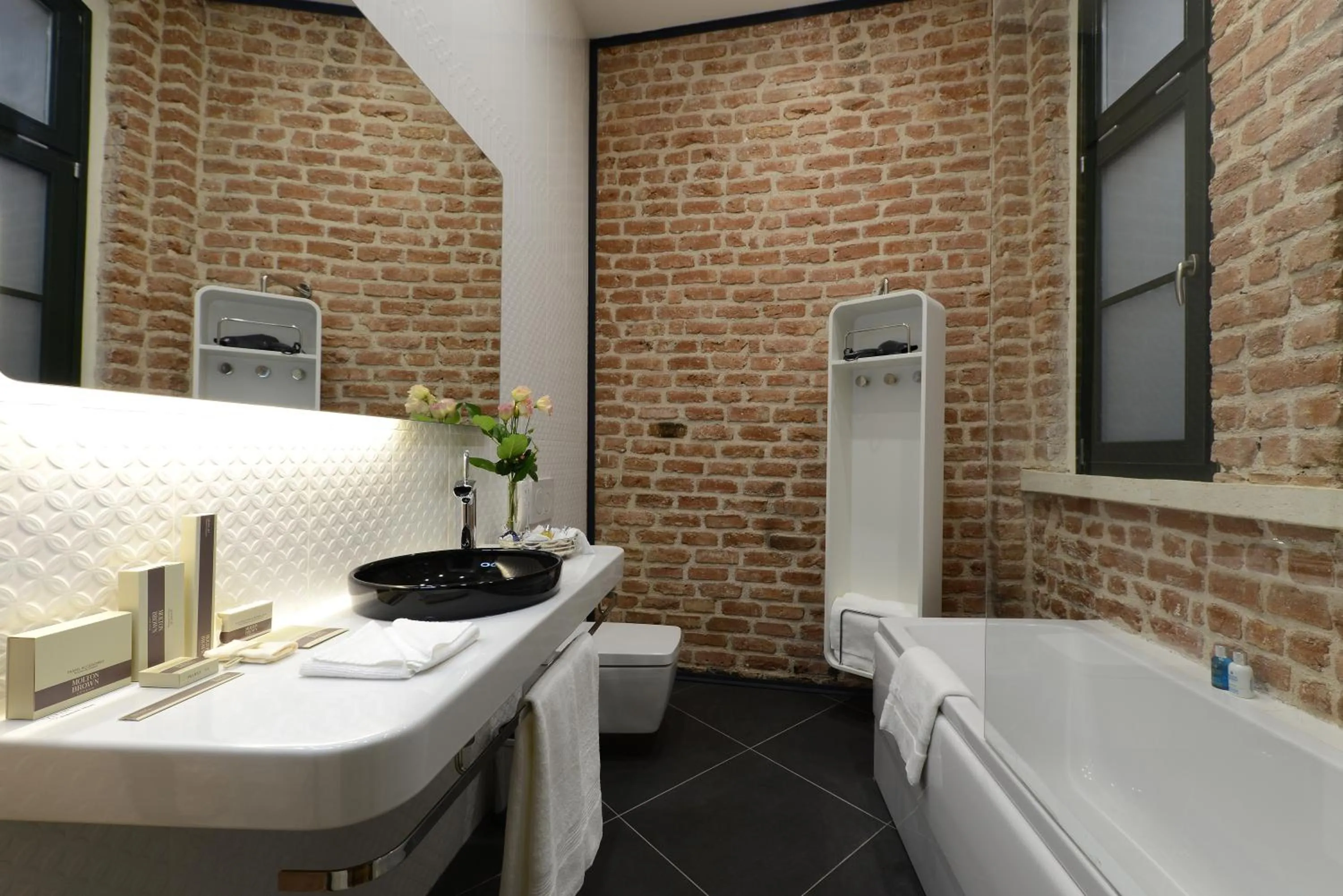 Bathroom in Régie Ottoman Istanbul - Special Category