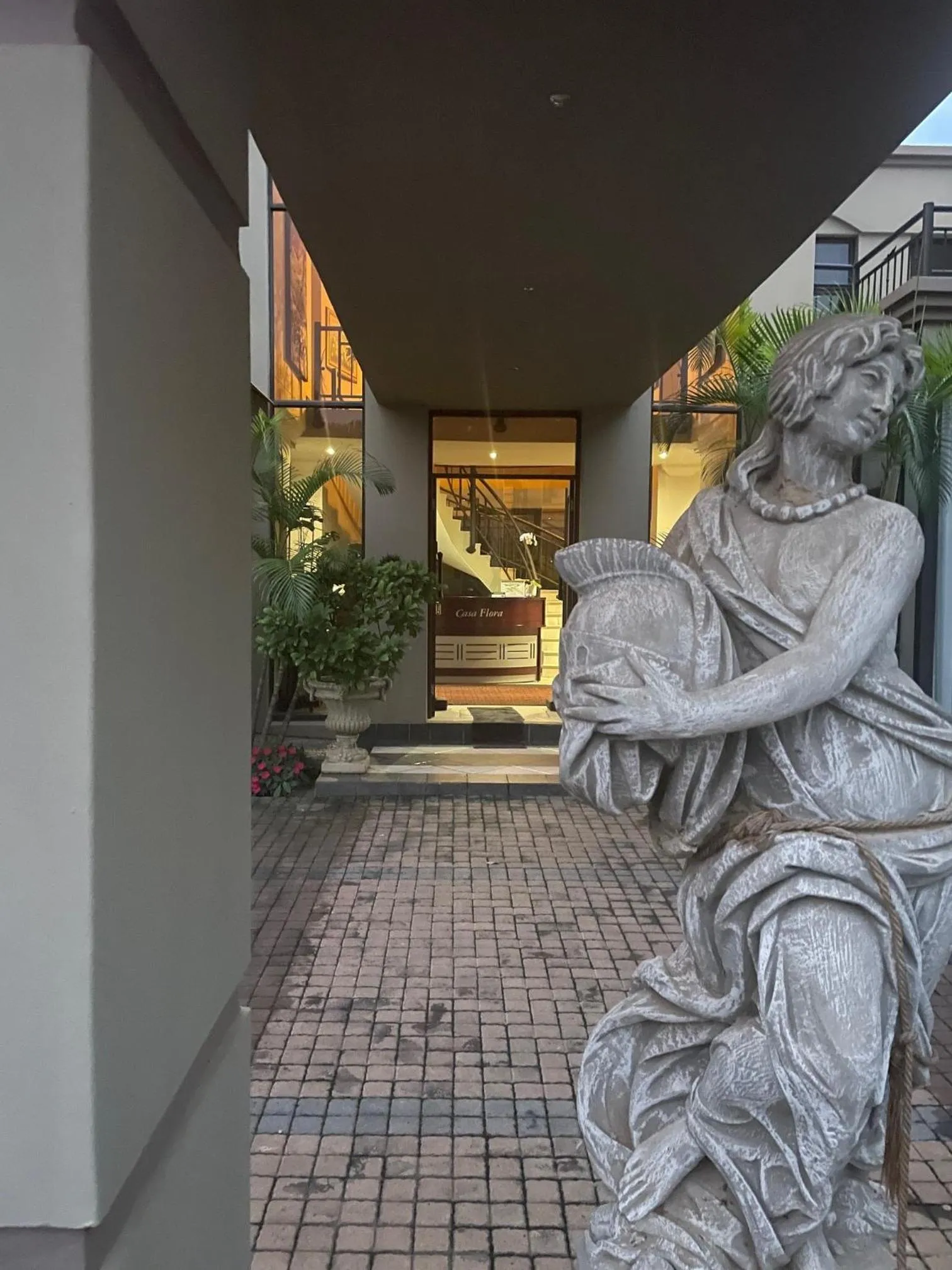 Facade/entrance in Casa Flora Guesthouse