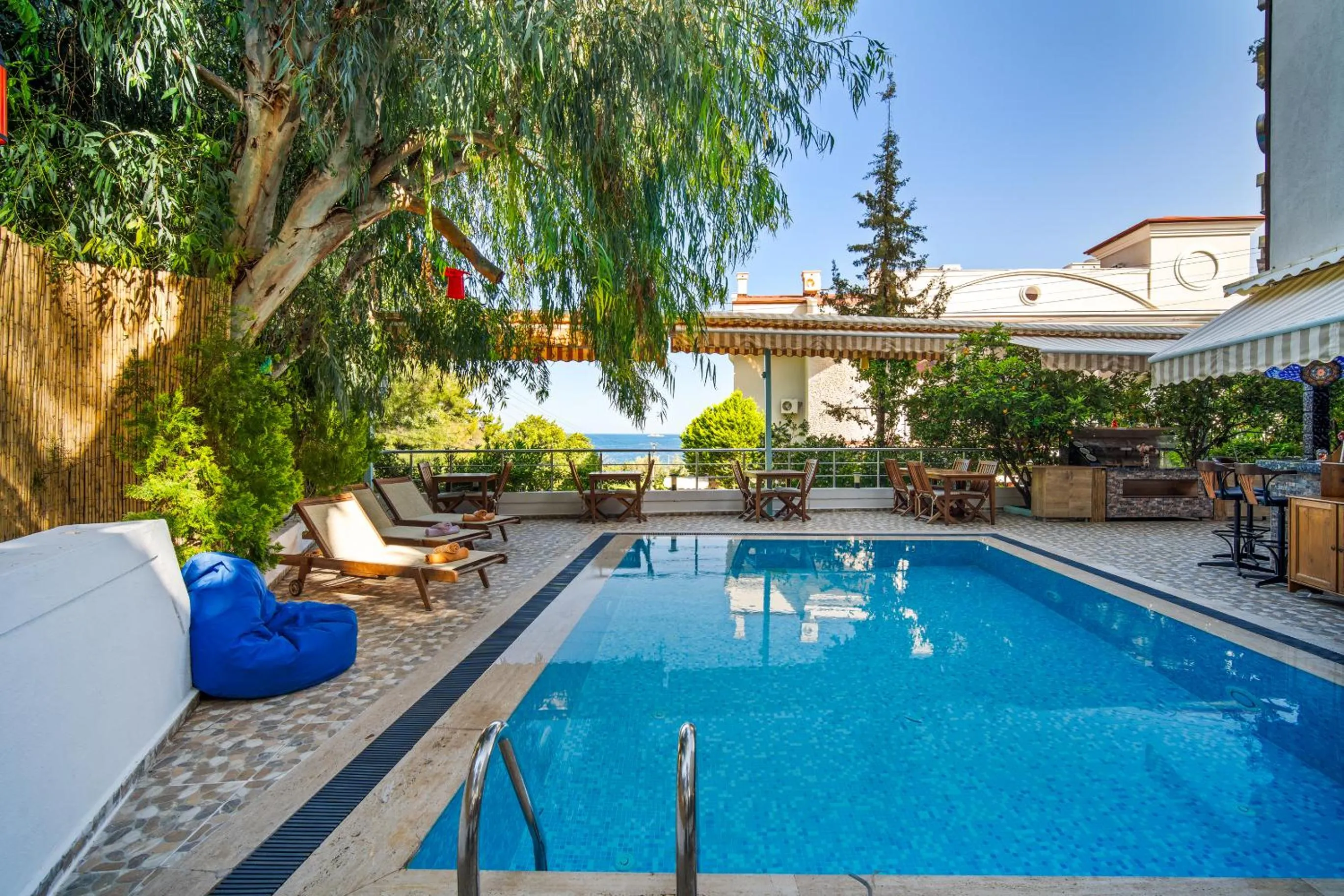 Pool view in Eden Pyara Hotel Turunc