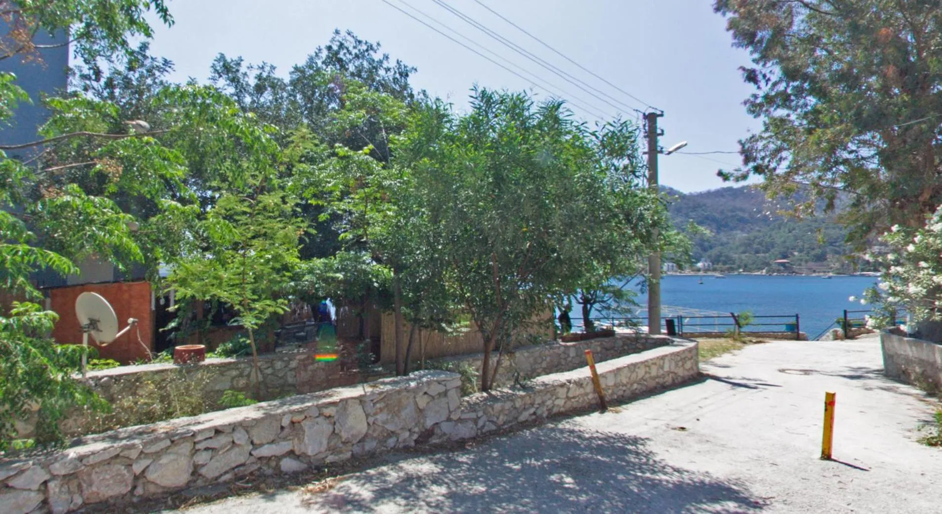 Beach in Eden Pyara Hotel Turunc