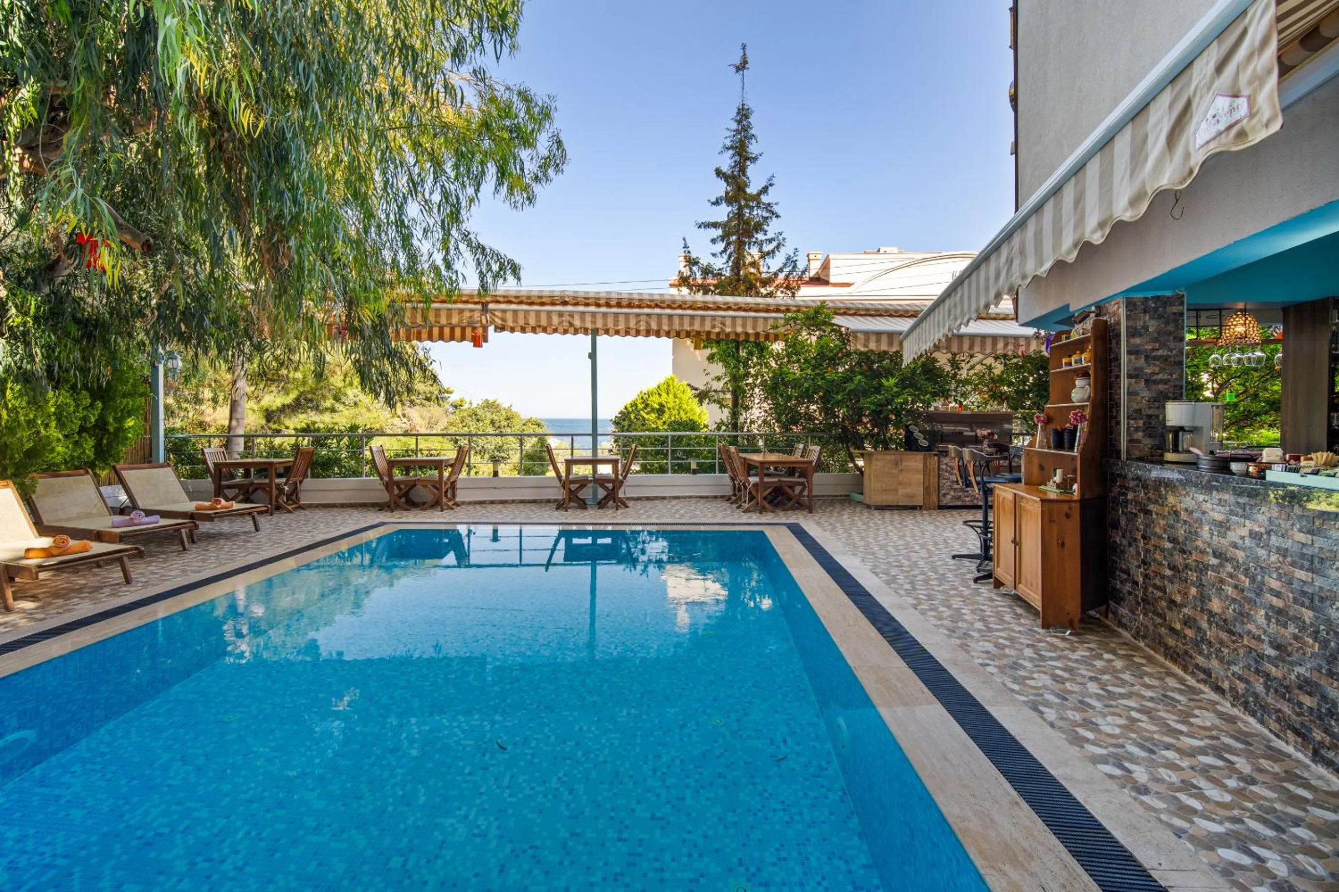 Pool view in Eden Pyara Hotel Turunc