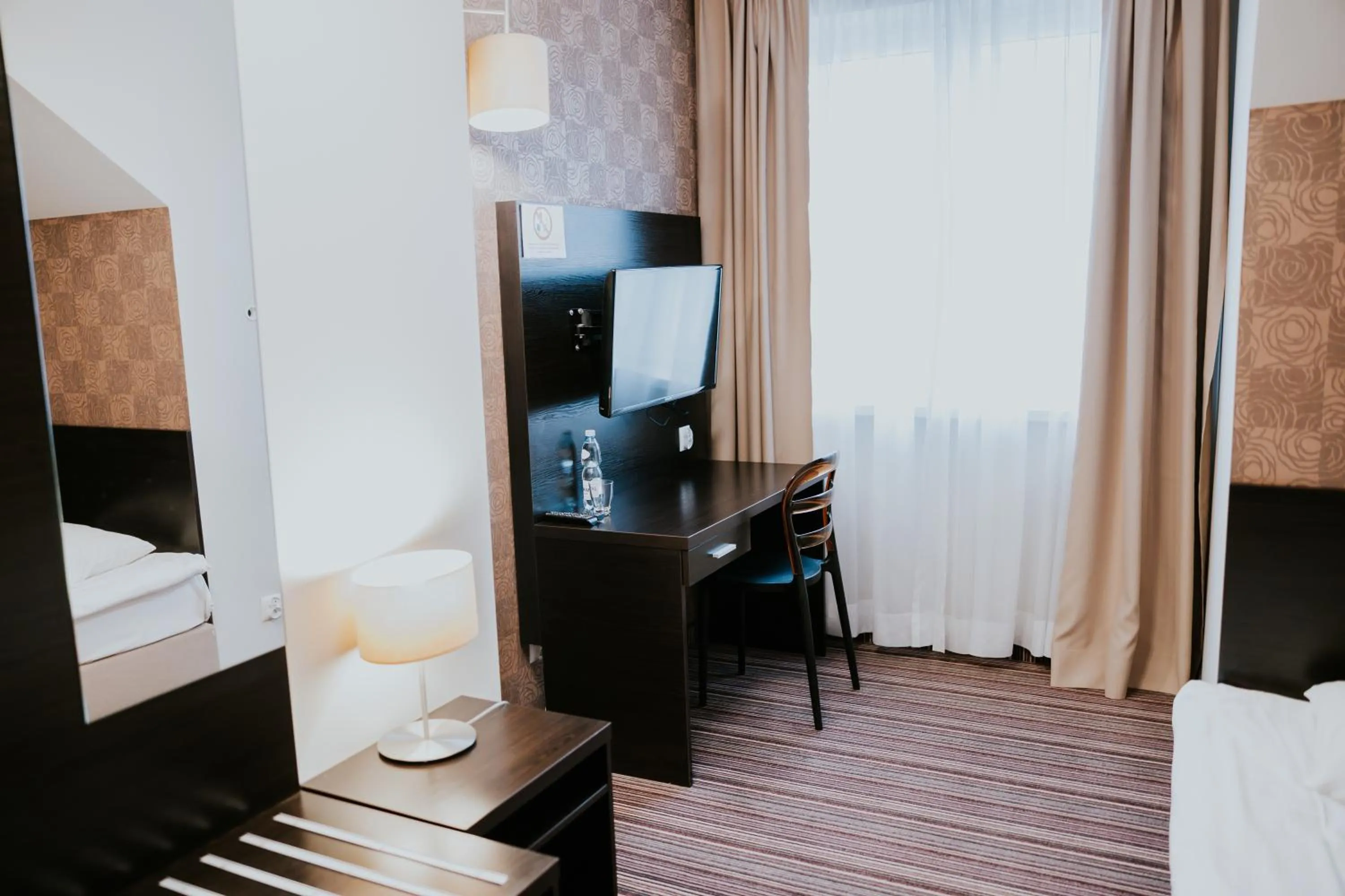 Restaurant/places to eat in Hotel Weranda Łopuszno