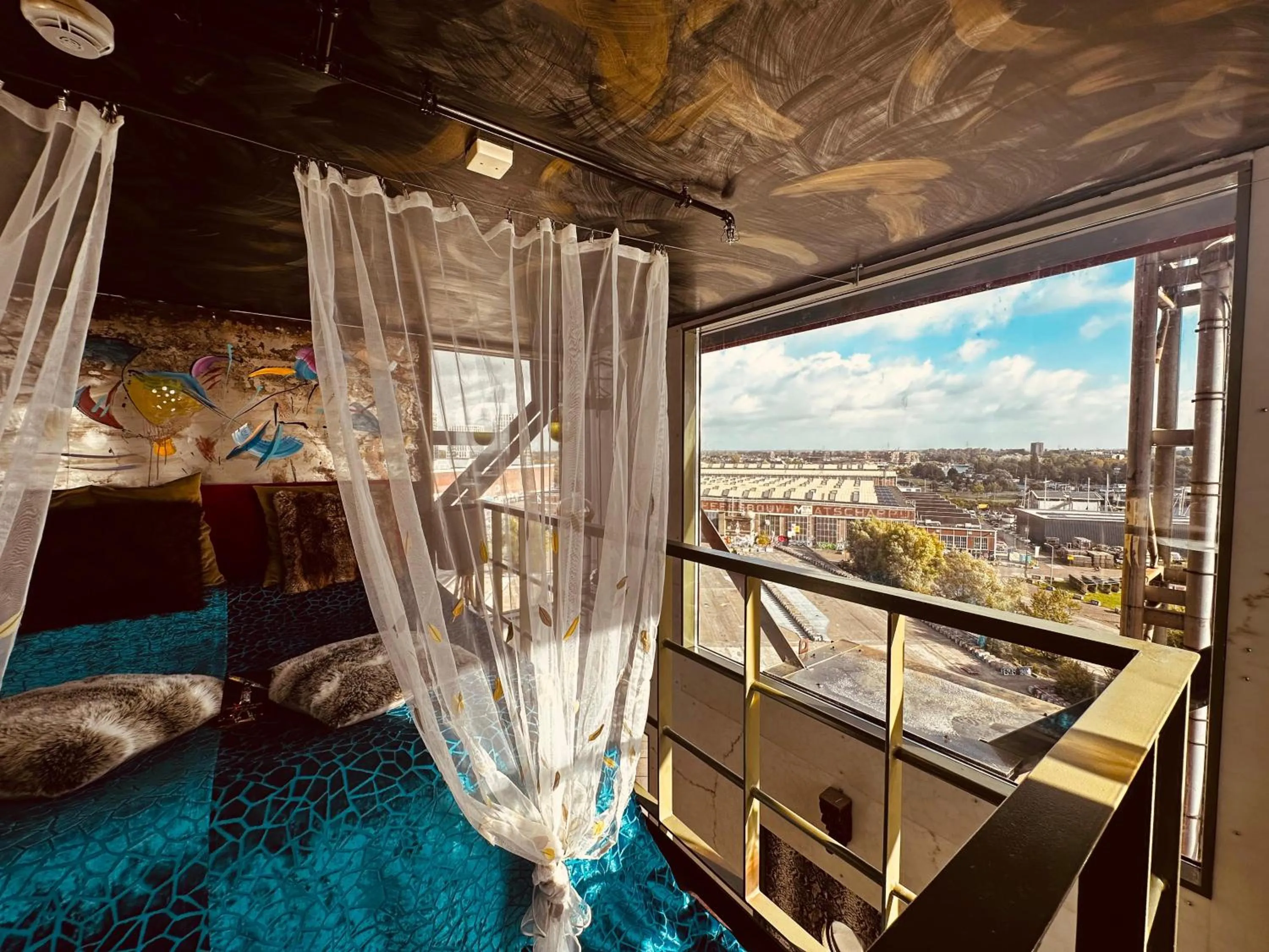 Day in Crane Hotel Faralda