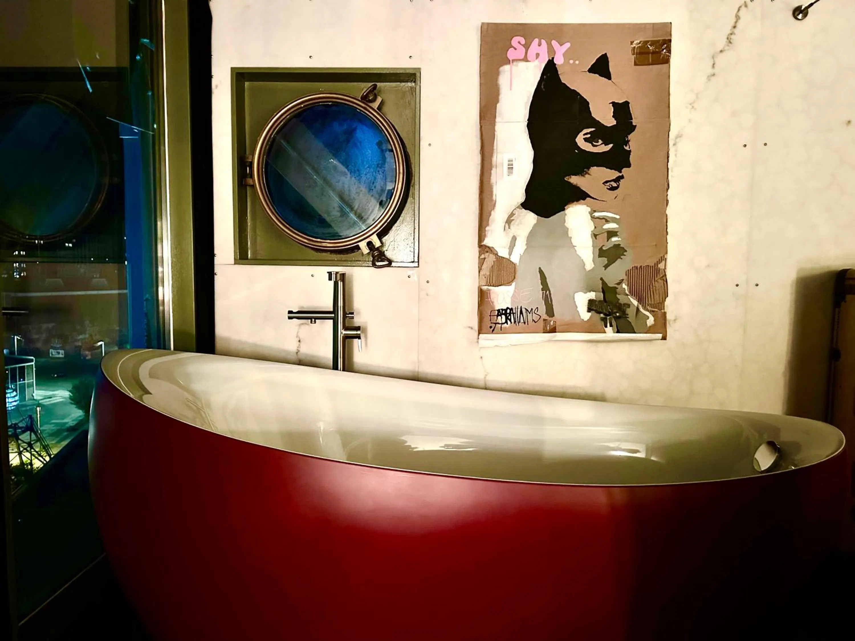 Bath in Crane Hotel Faralda