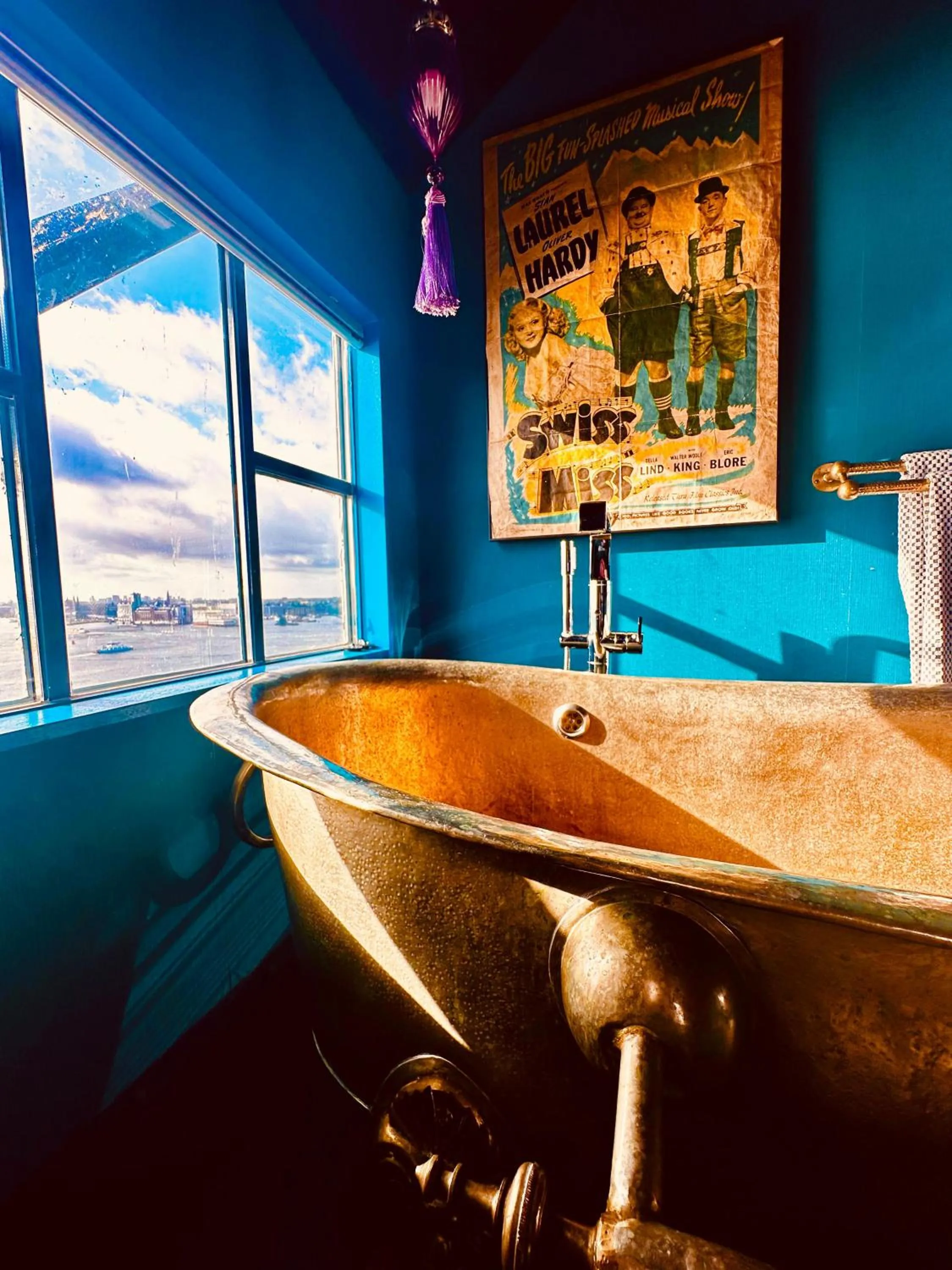 Bathroom in Crane Hotel Faralda