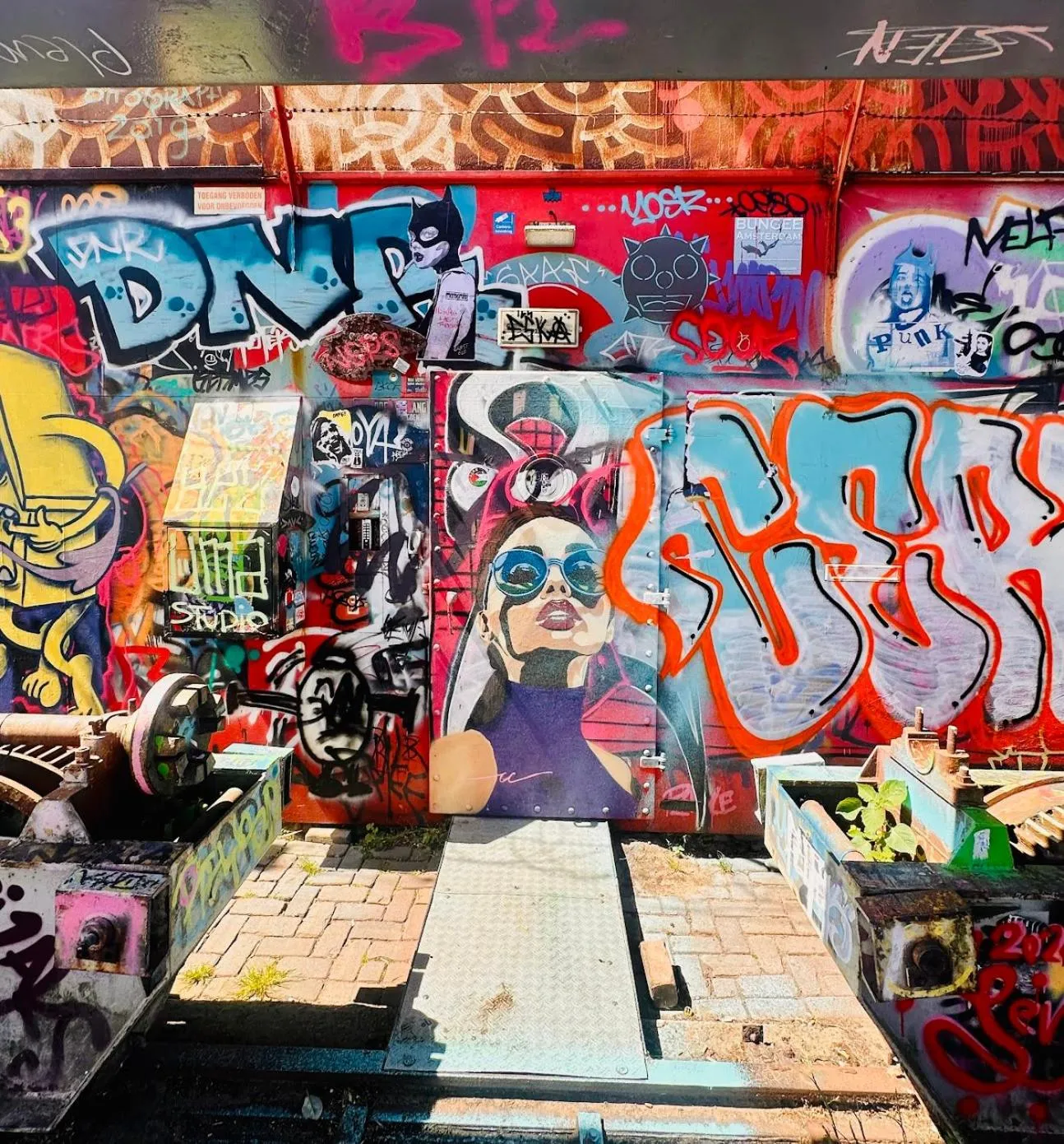 Facade/entrance in Crane Hotel Faralda