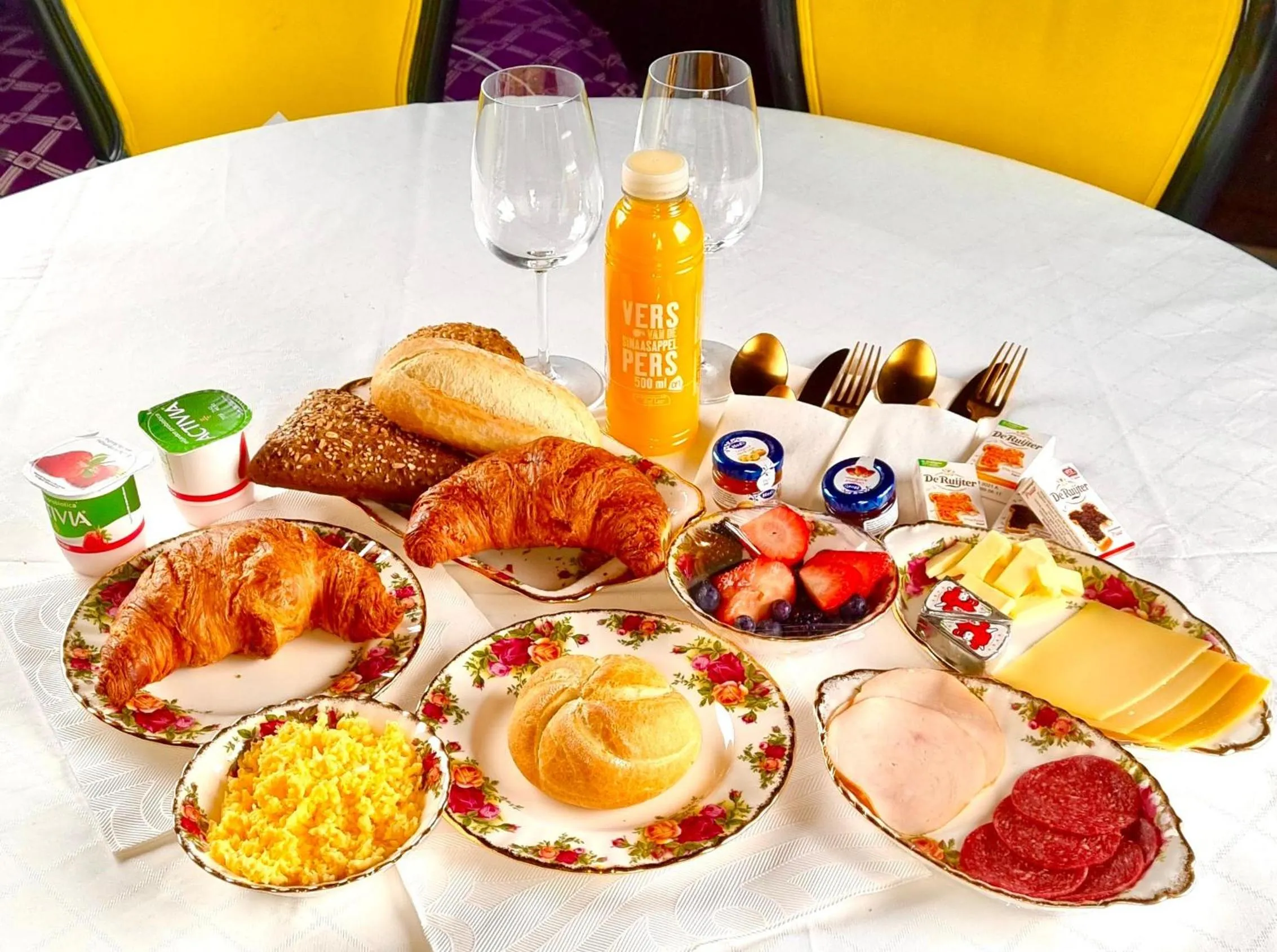 Food in Crane Hotel Faralda