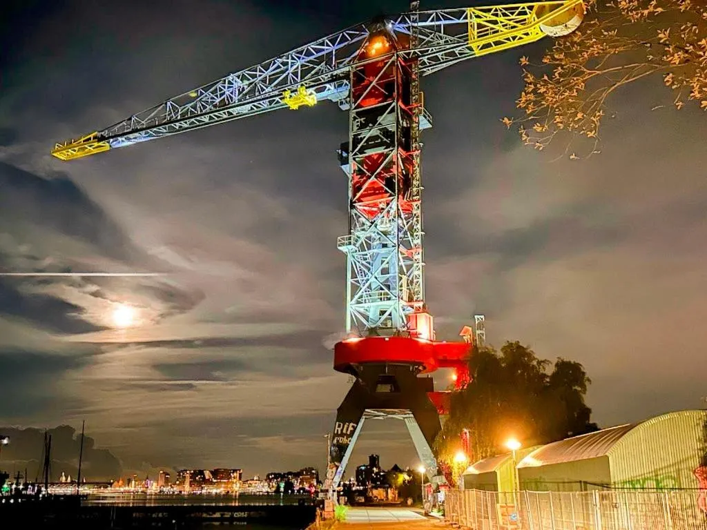 Property building in Crane Hotel Faralda