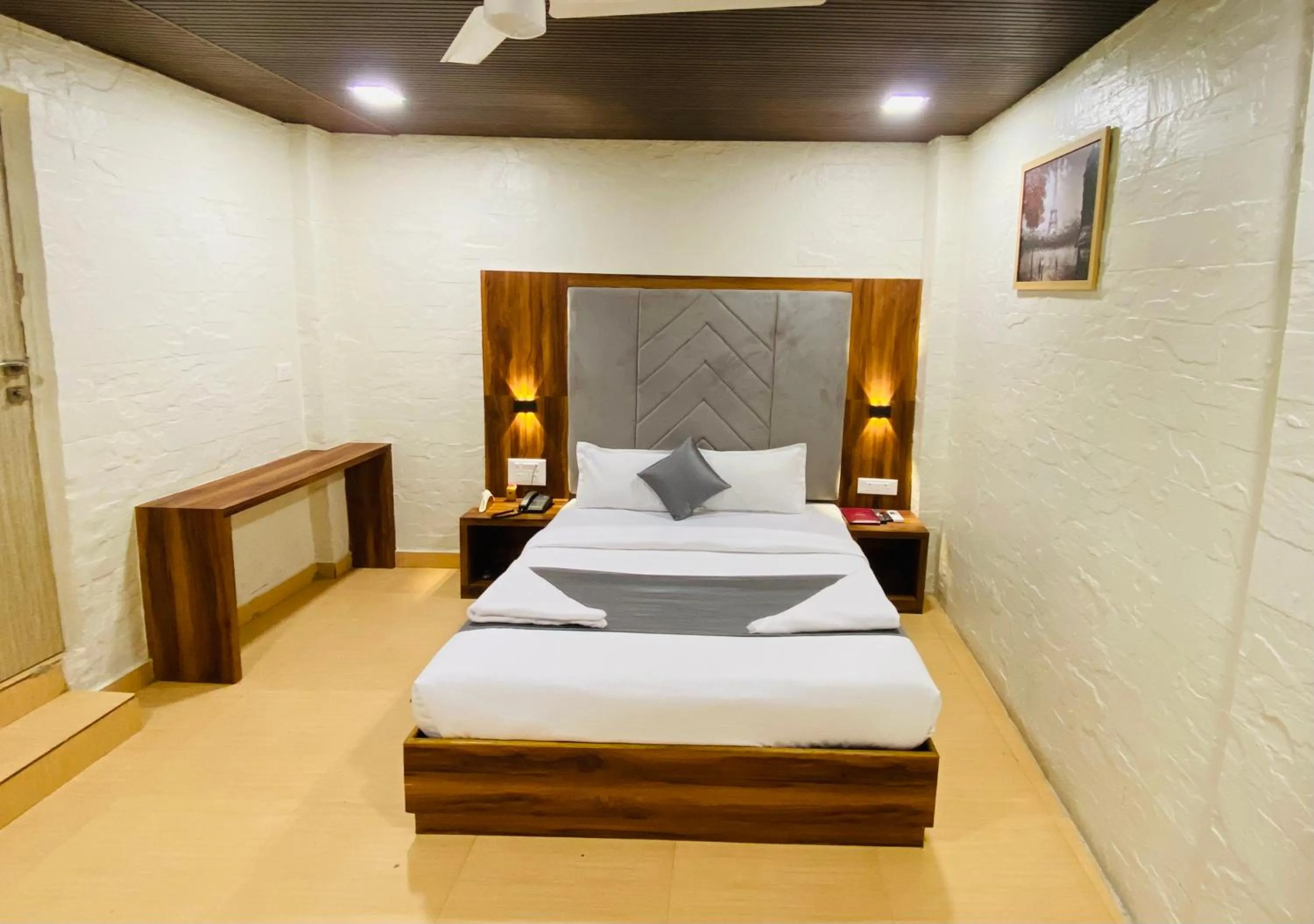 Bedroom, Bed in Hotel Aksa Palace