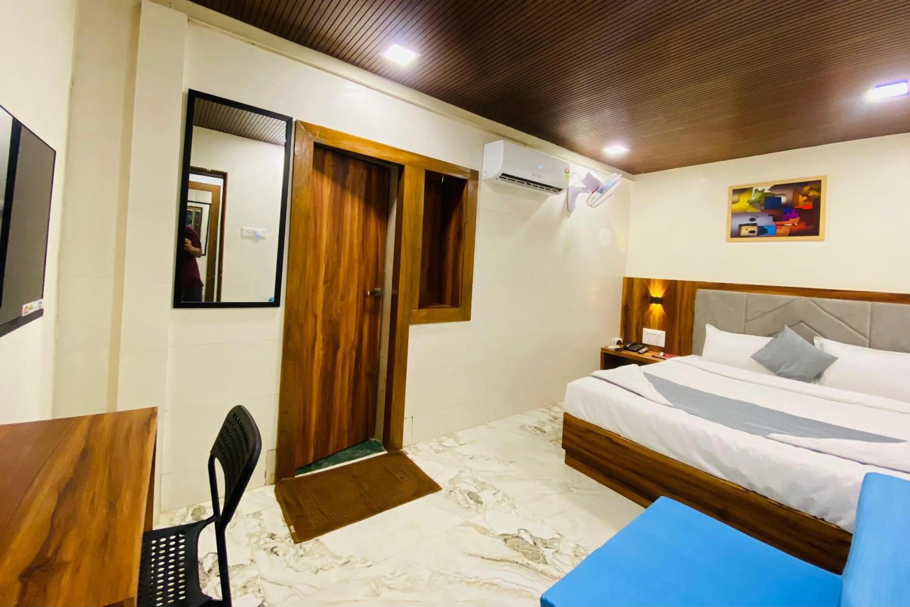 Bed in Hotel Aksa Palace