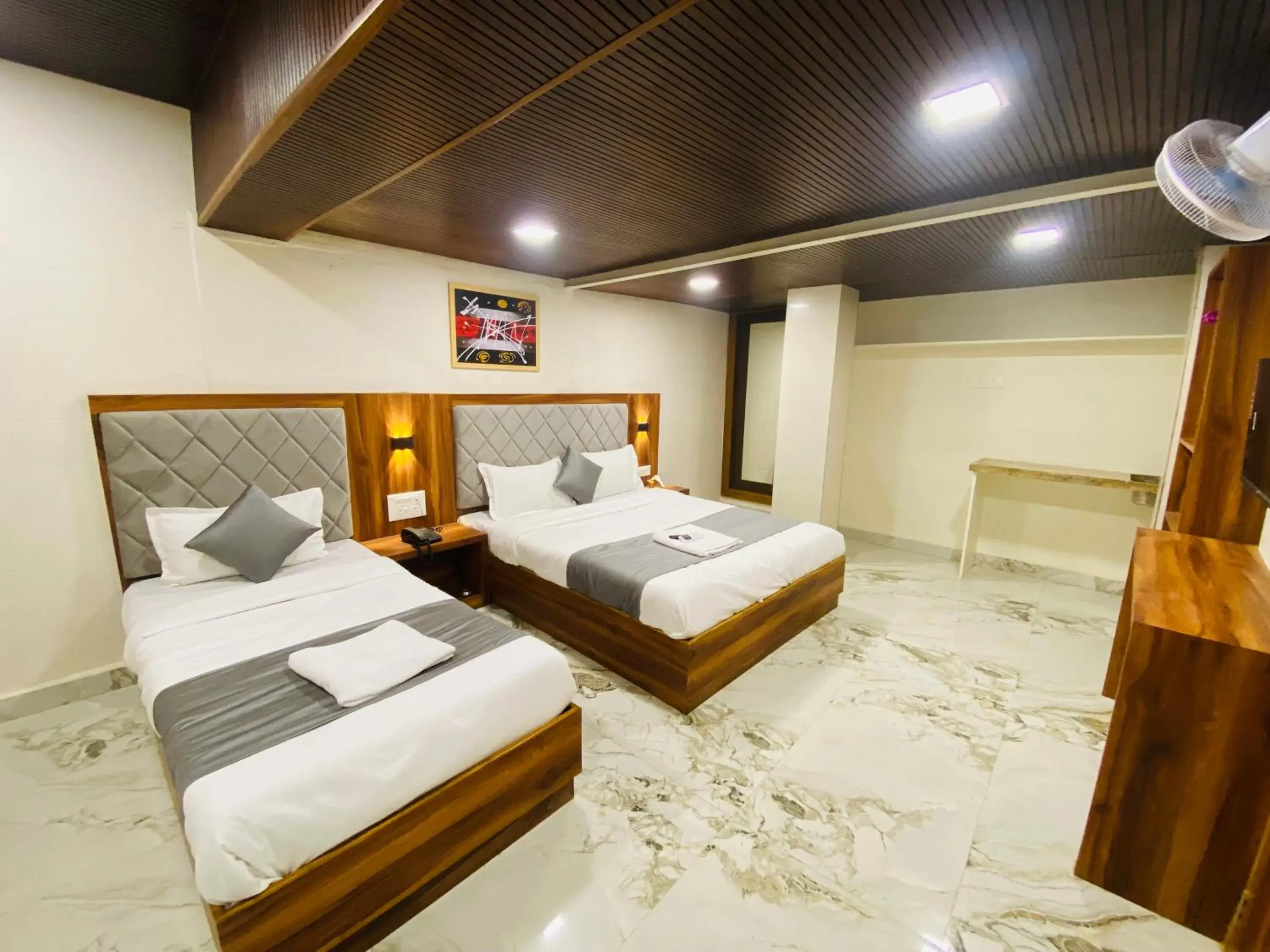 Superior Triple Room - single occupancy in Hotel Aksa Palace Superior Triple Room - single occupancy in Hotel Aksa Palace