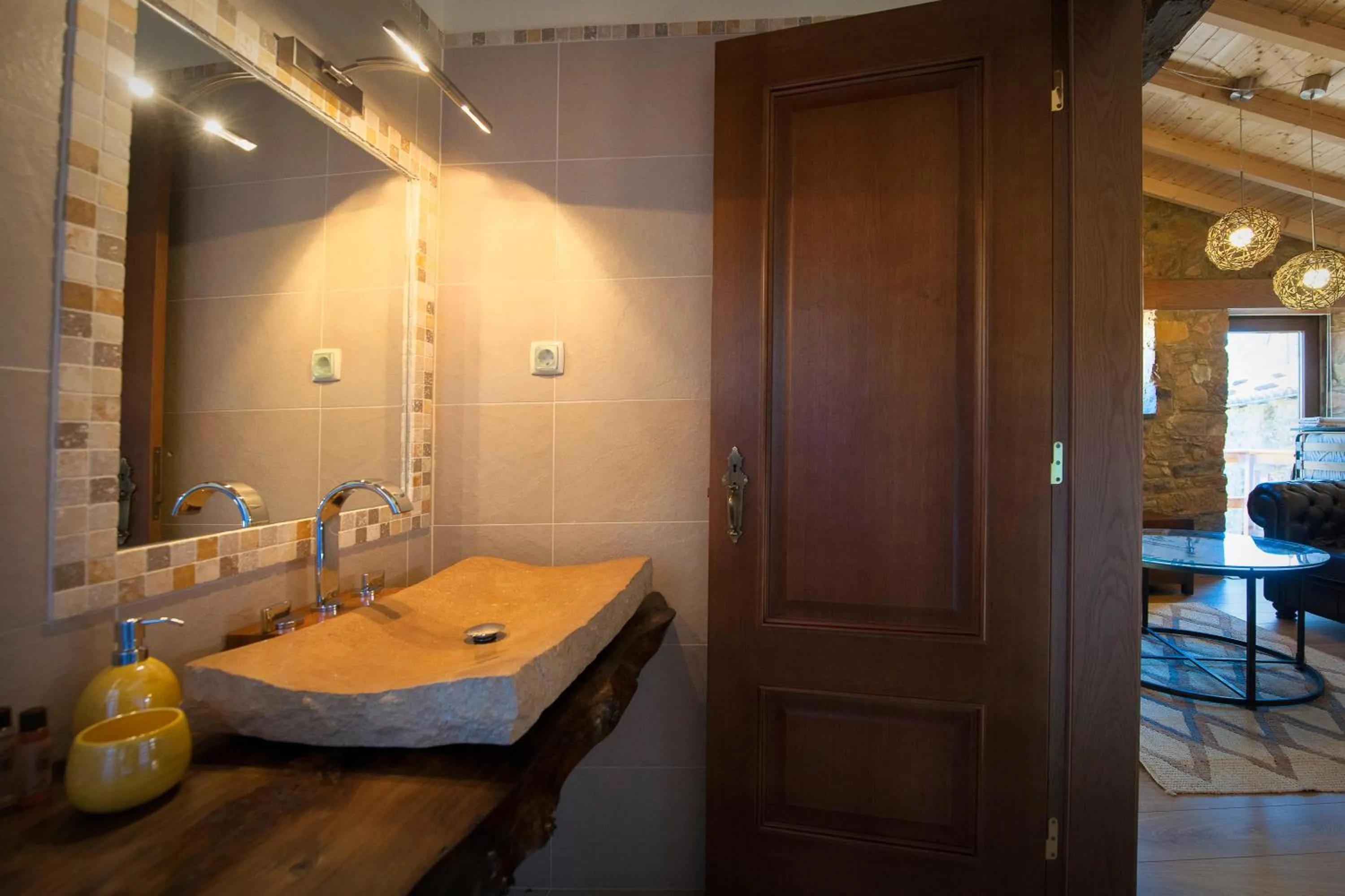 Bathroom in Mountain Whisper