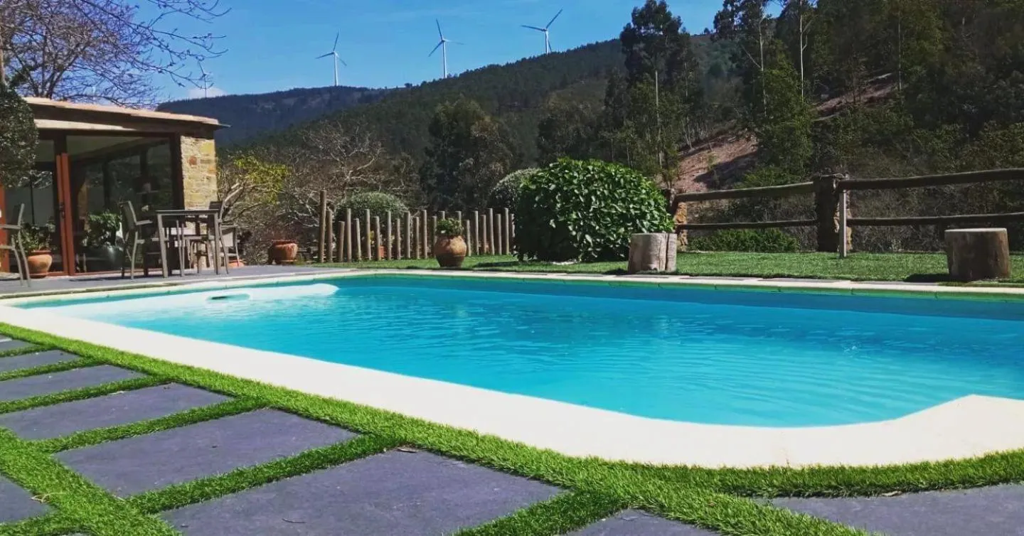 Swimming pool in Mountain Whisper