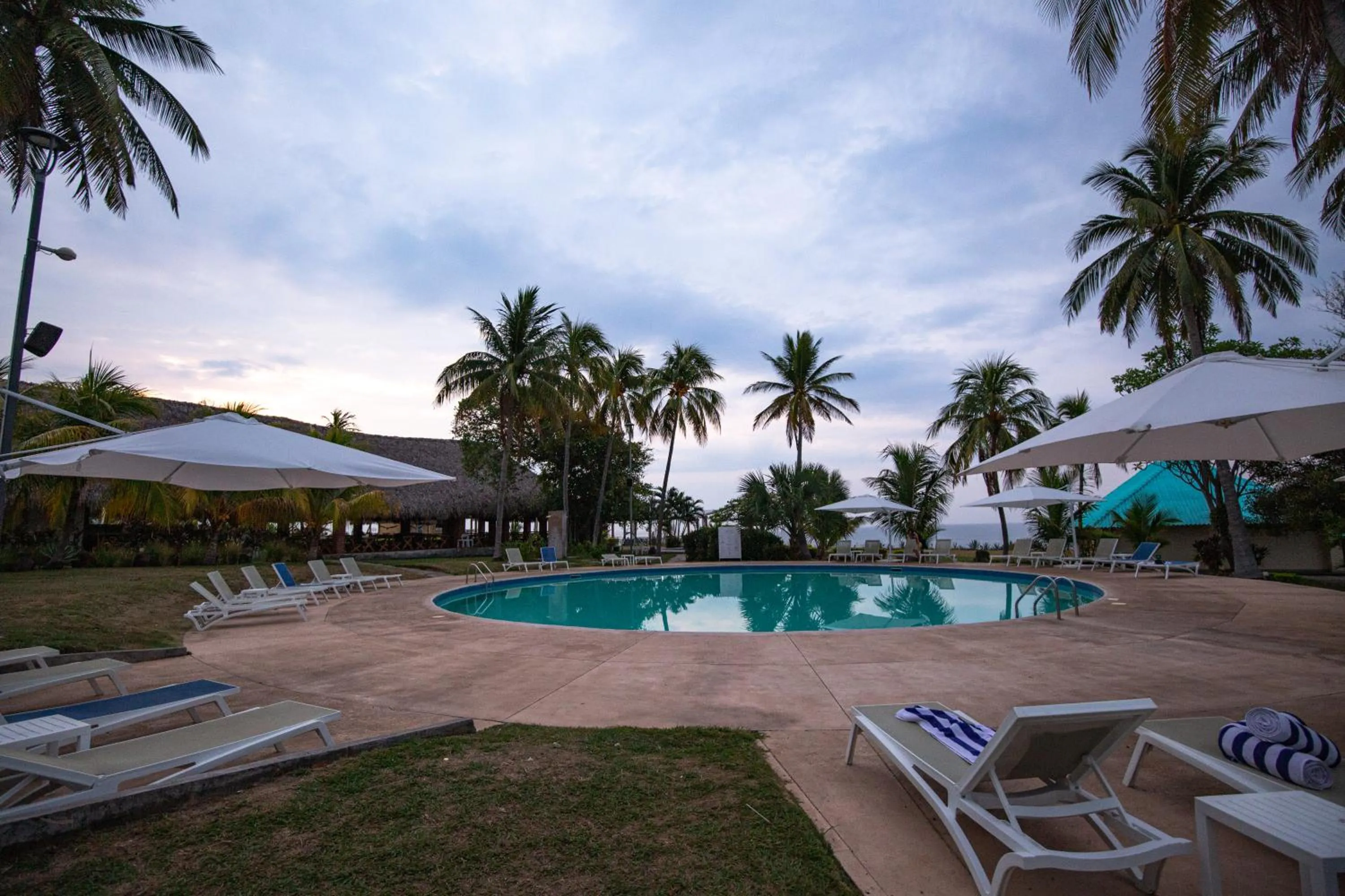 Swimming pool in Atami Escape Resort