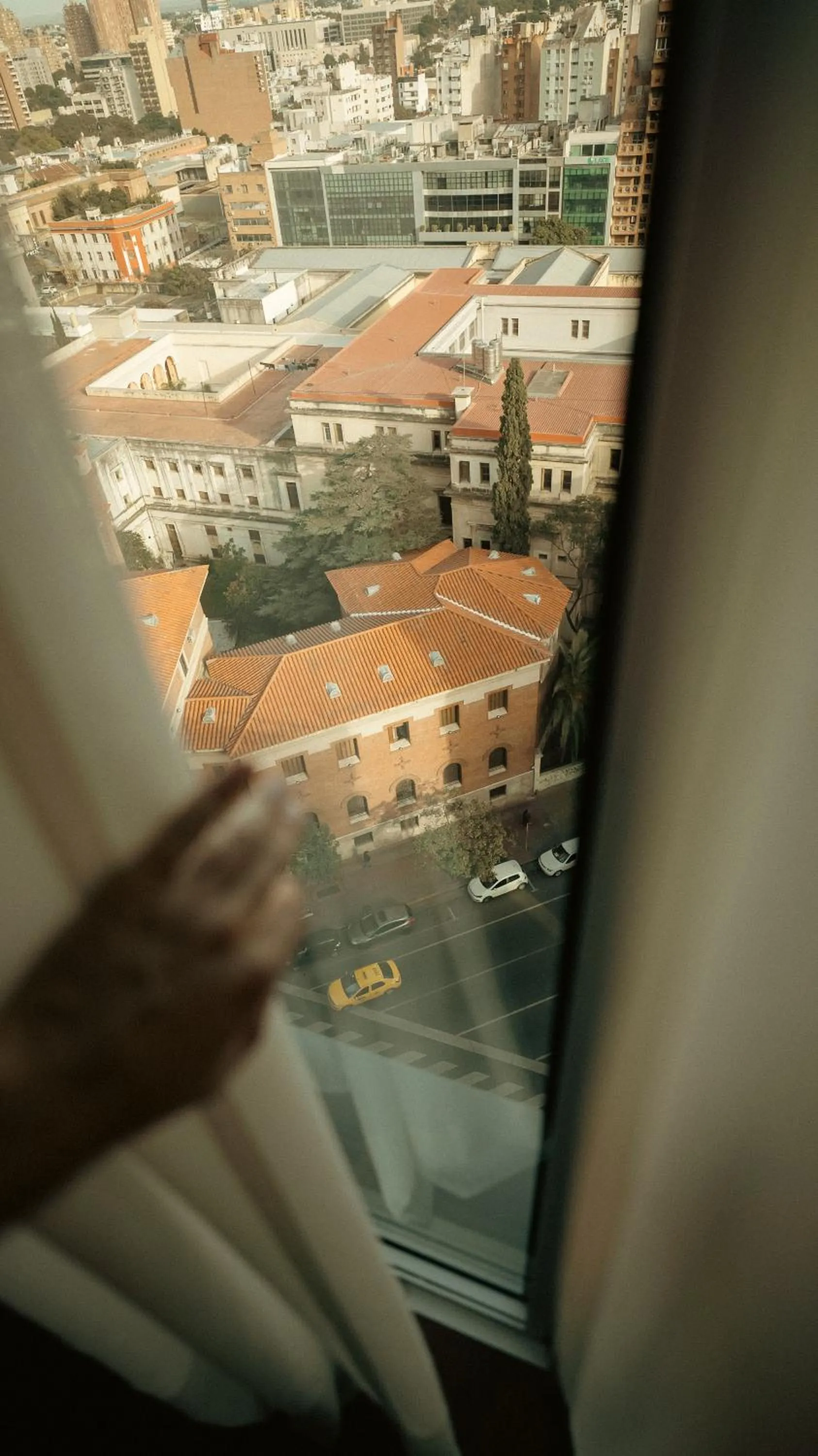 City view in Yrigoyen 111 Hotel