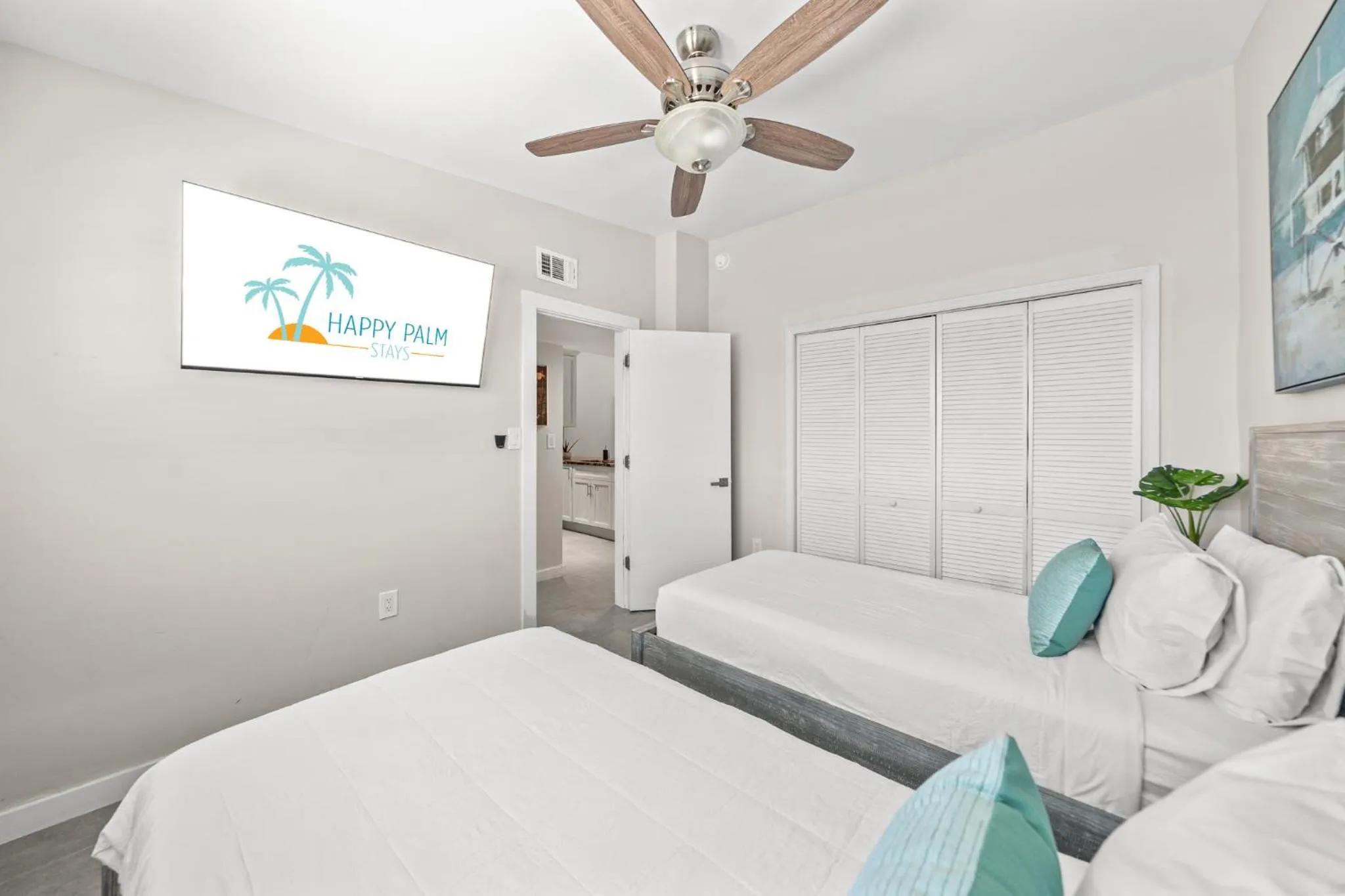 Bed in The Banana River Resort