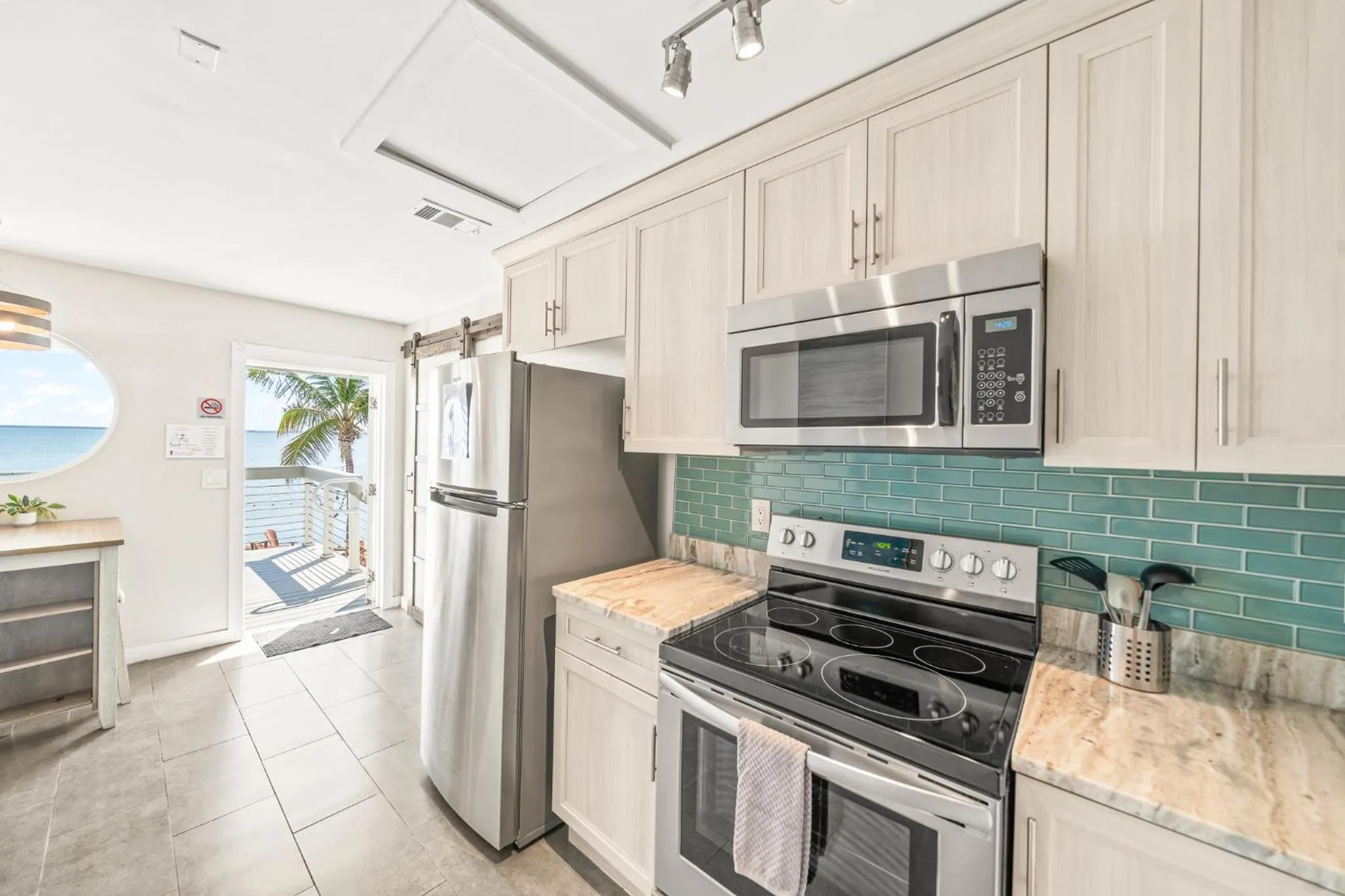 Facade/entrance in The Banana River Resort