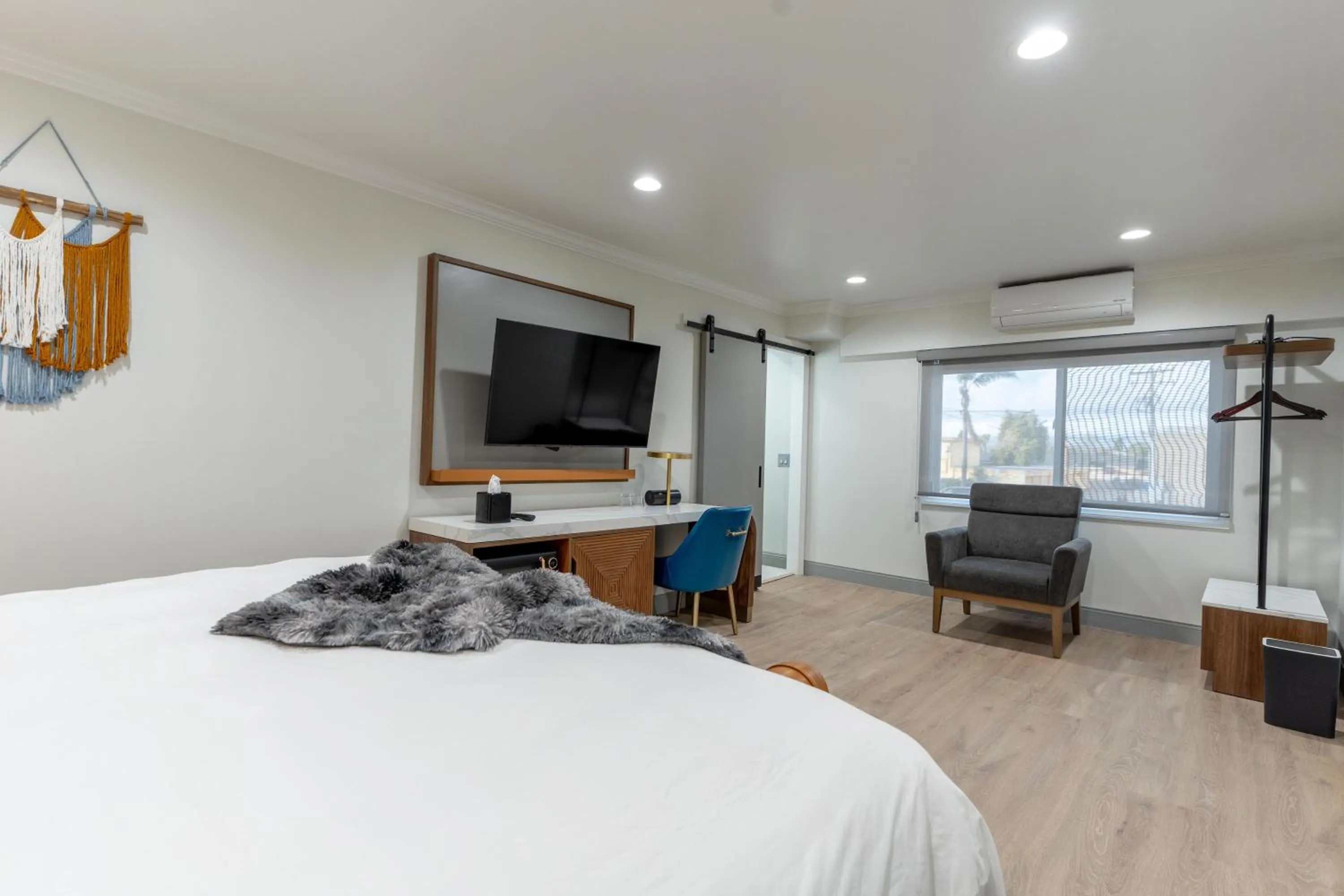 Photo of the whole room, Bed in Avanti