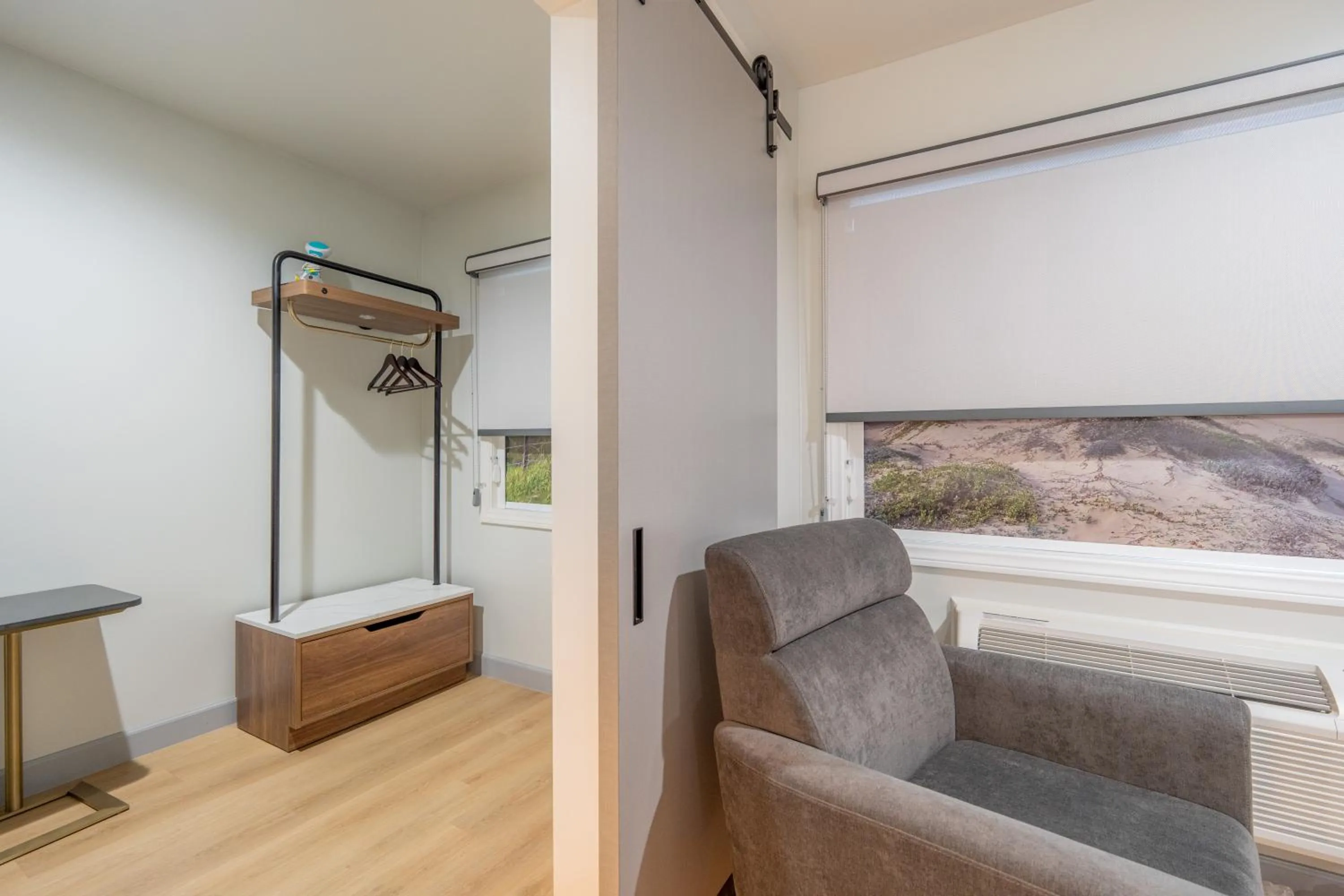 Seating area in Avanti