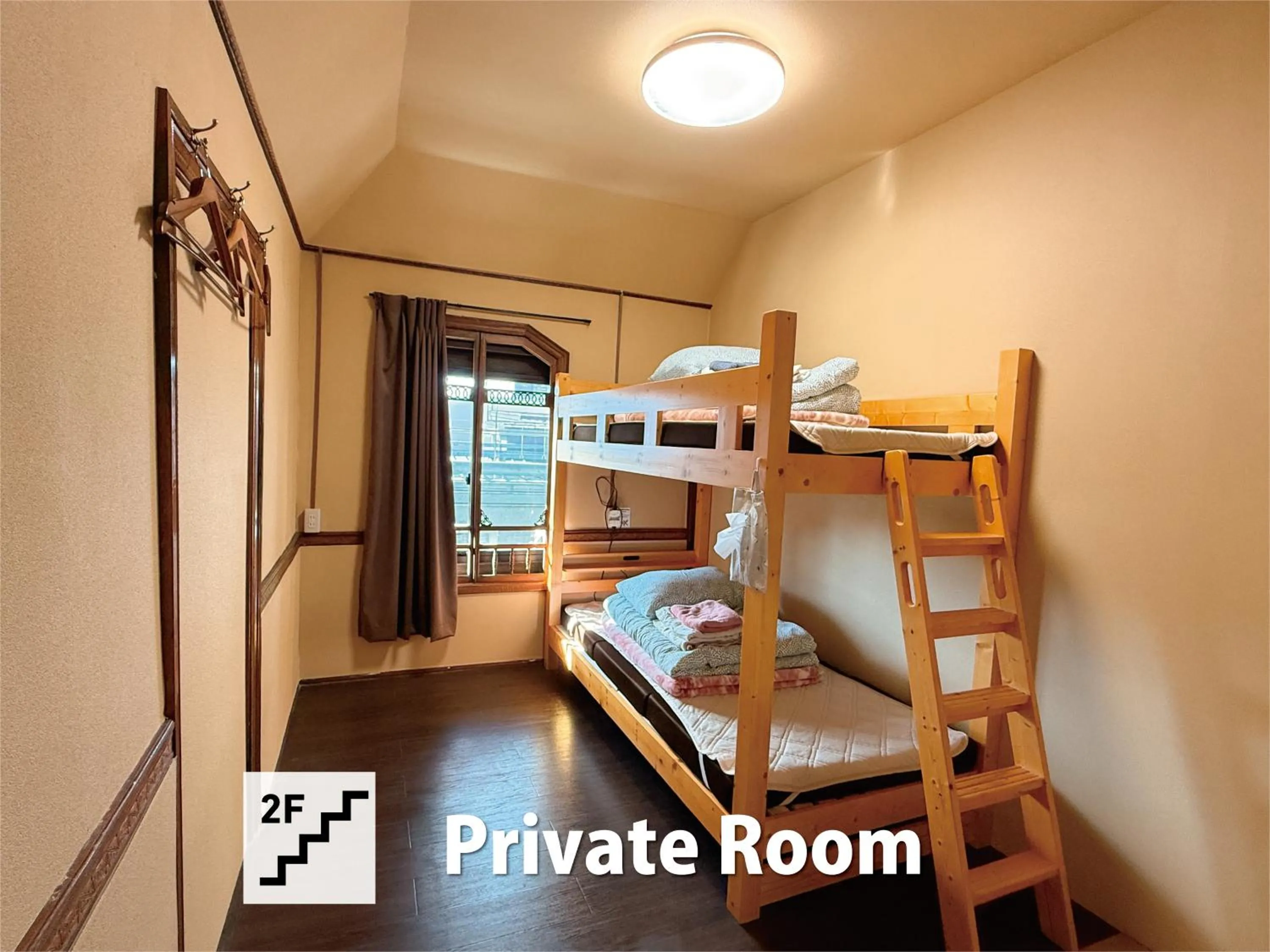 Photo of the whole room, Bed in Hostel Miyagawa by Murasaki