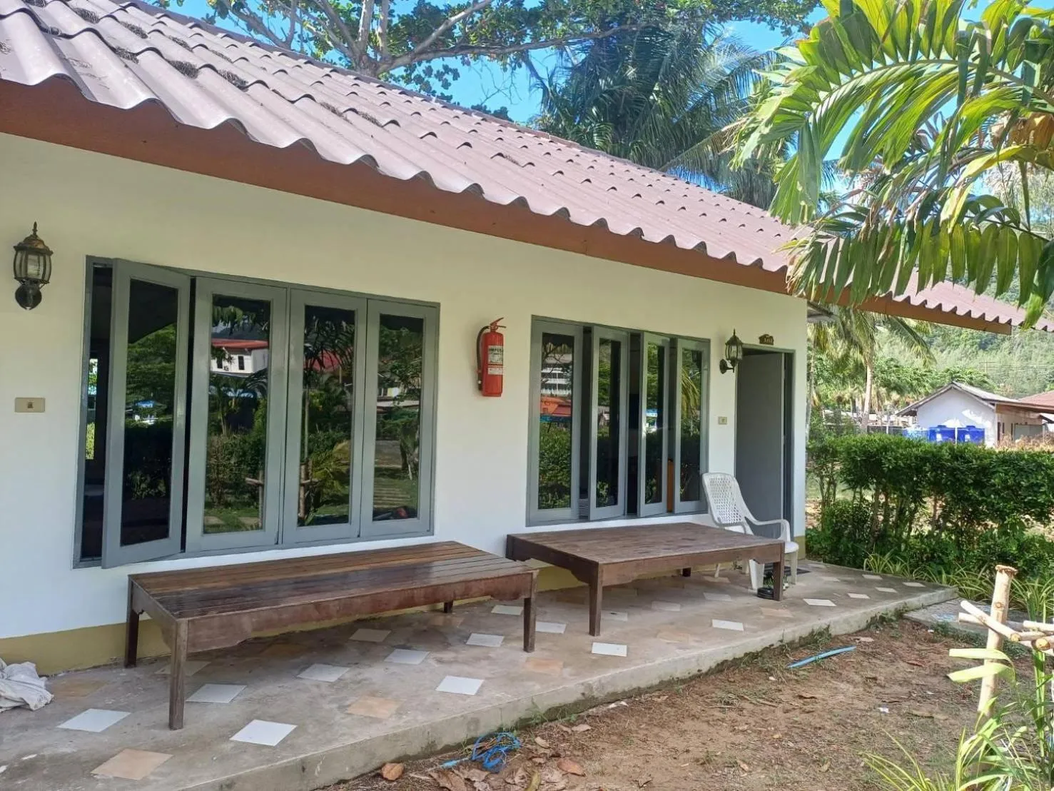 Property building in Lanta Mermaid Resort