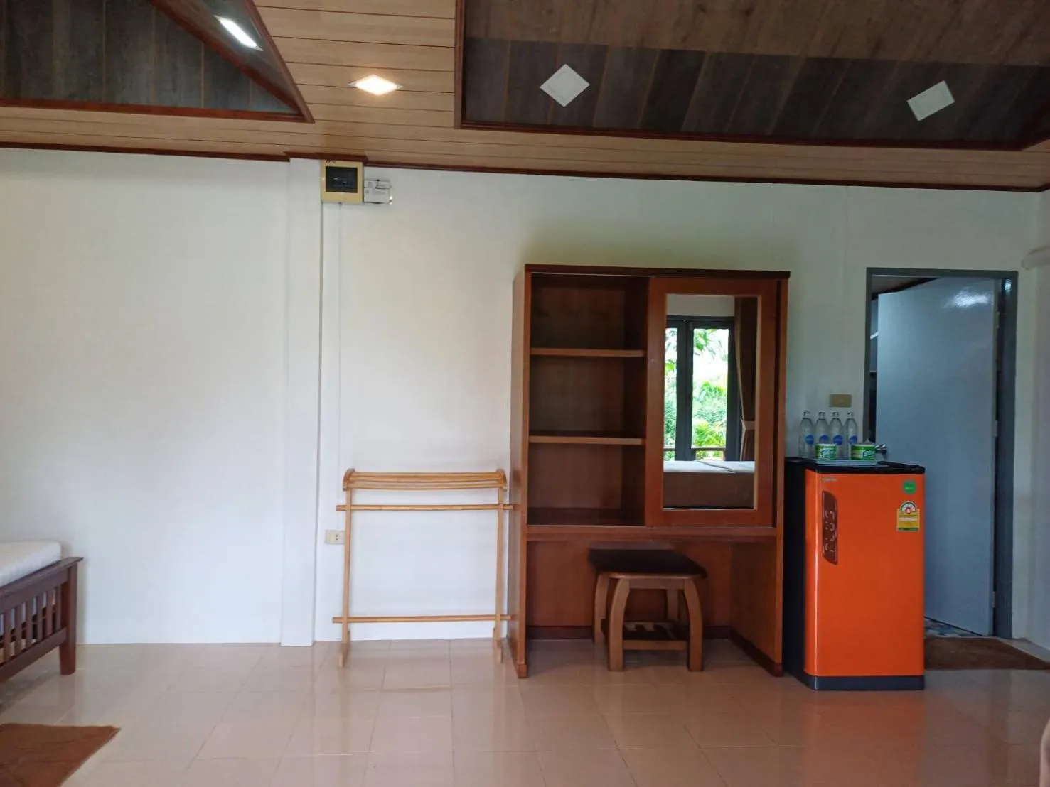 wardrobe in Lanta Mermaid Resort