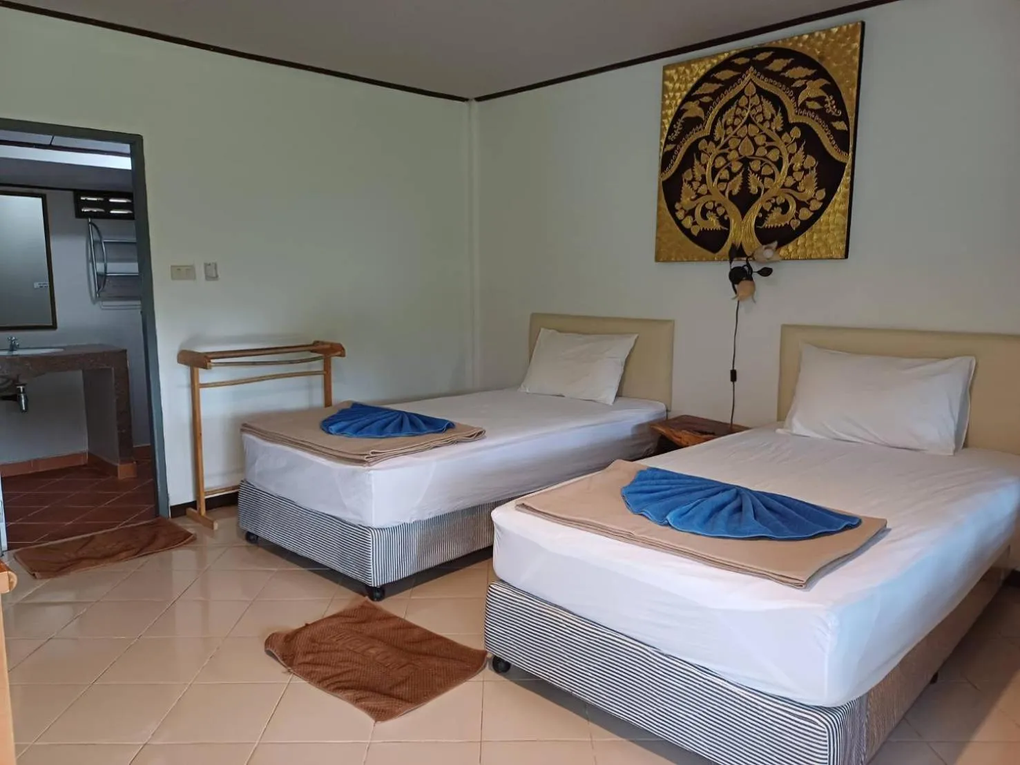 Bedroom, Bed in Lanta Mermaid Resort