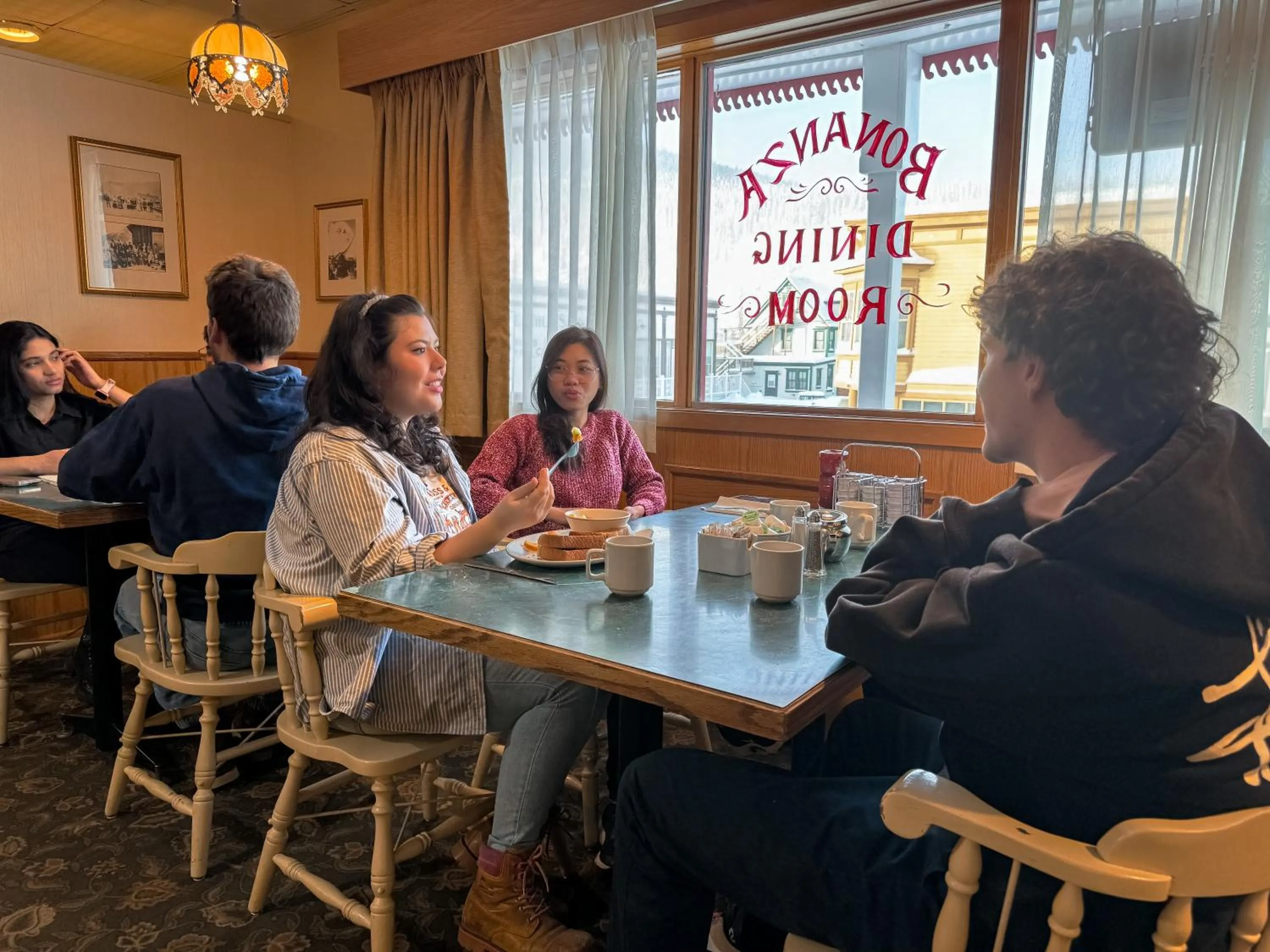 Restaurant/places to eat in Eldorado, a Coast Hotel