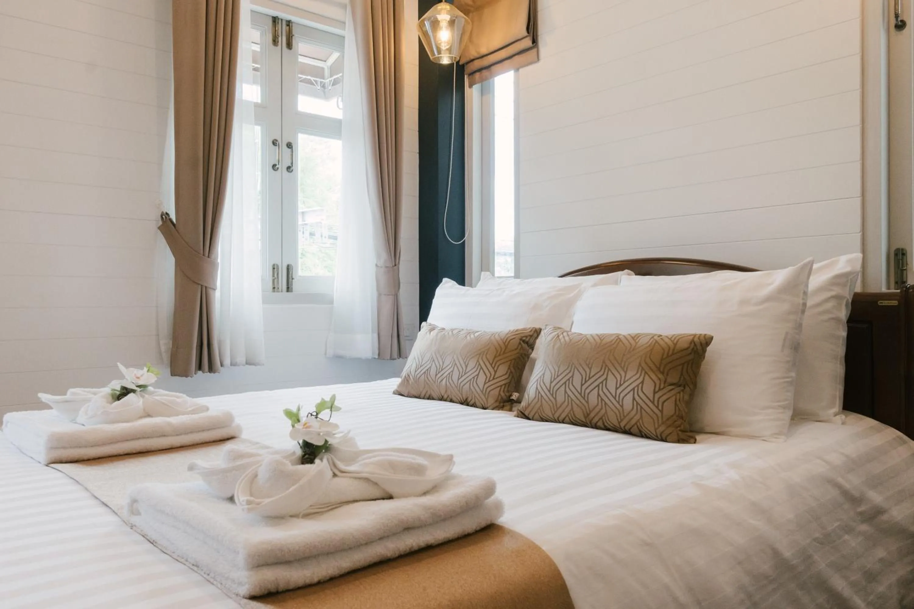 Bedroom, Bed in Wynn Villa